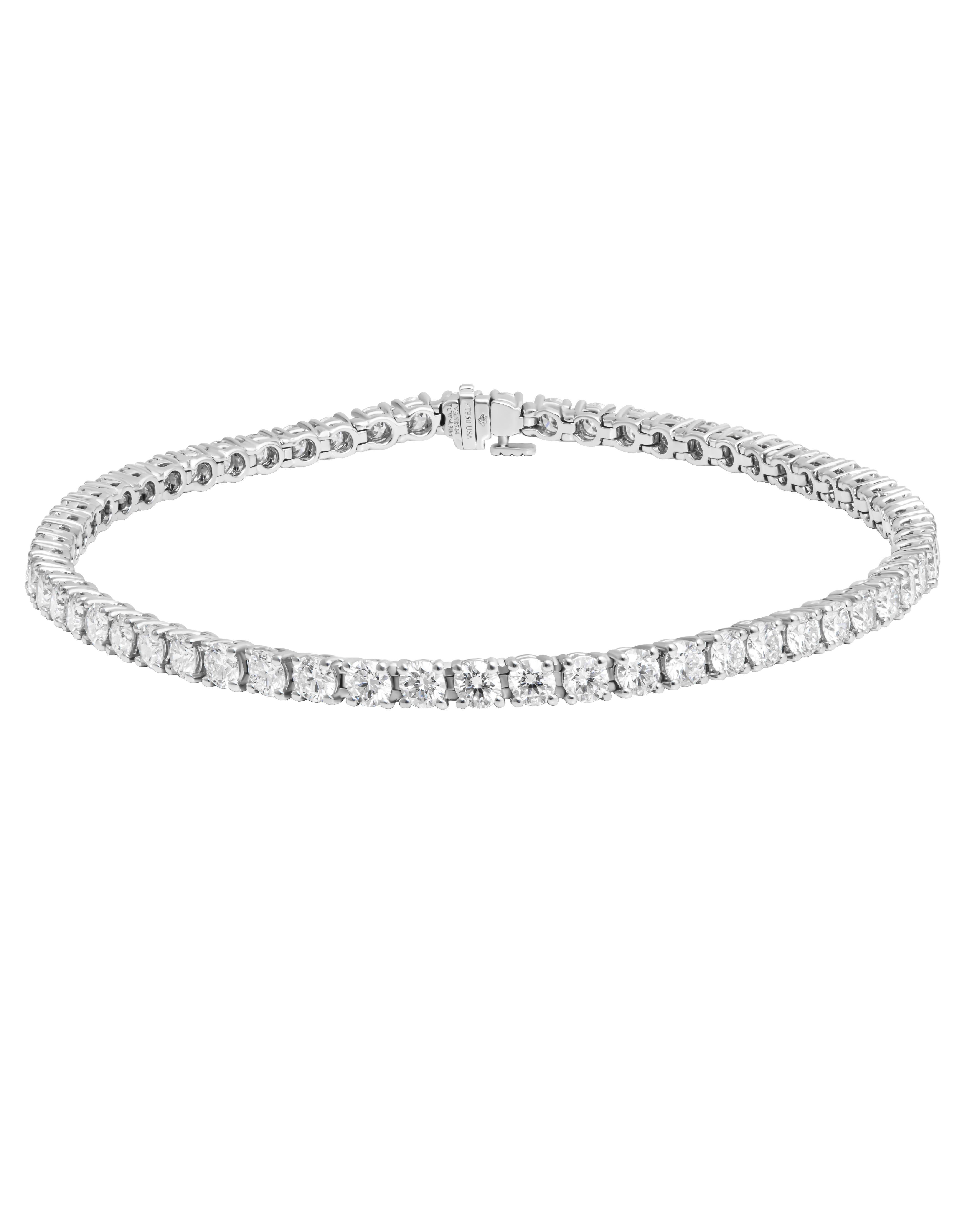 Pulsera de tenis con diamantes de 4,30 ct Corte redondo en venta