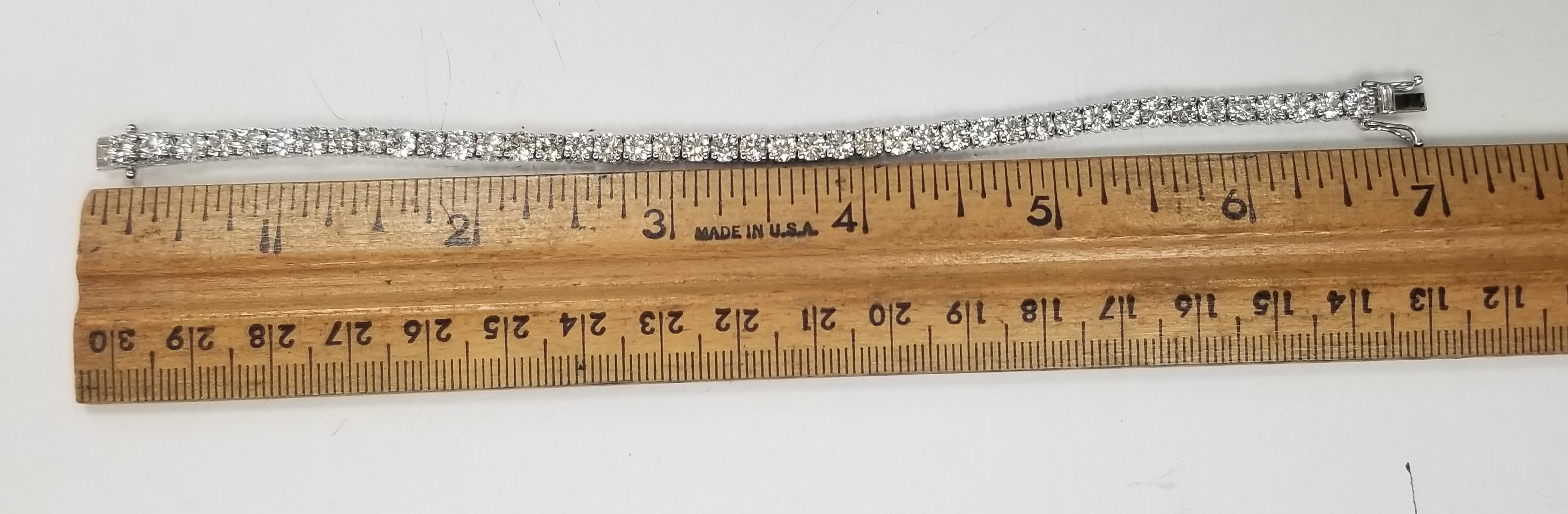 Bracciale tennis con diamanti da 9,51 carati incastonati in oro bianco 14k In condizioni Nuovo in vendita a Los Angeles, CA