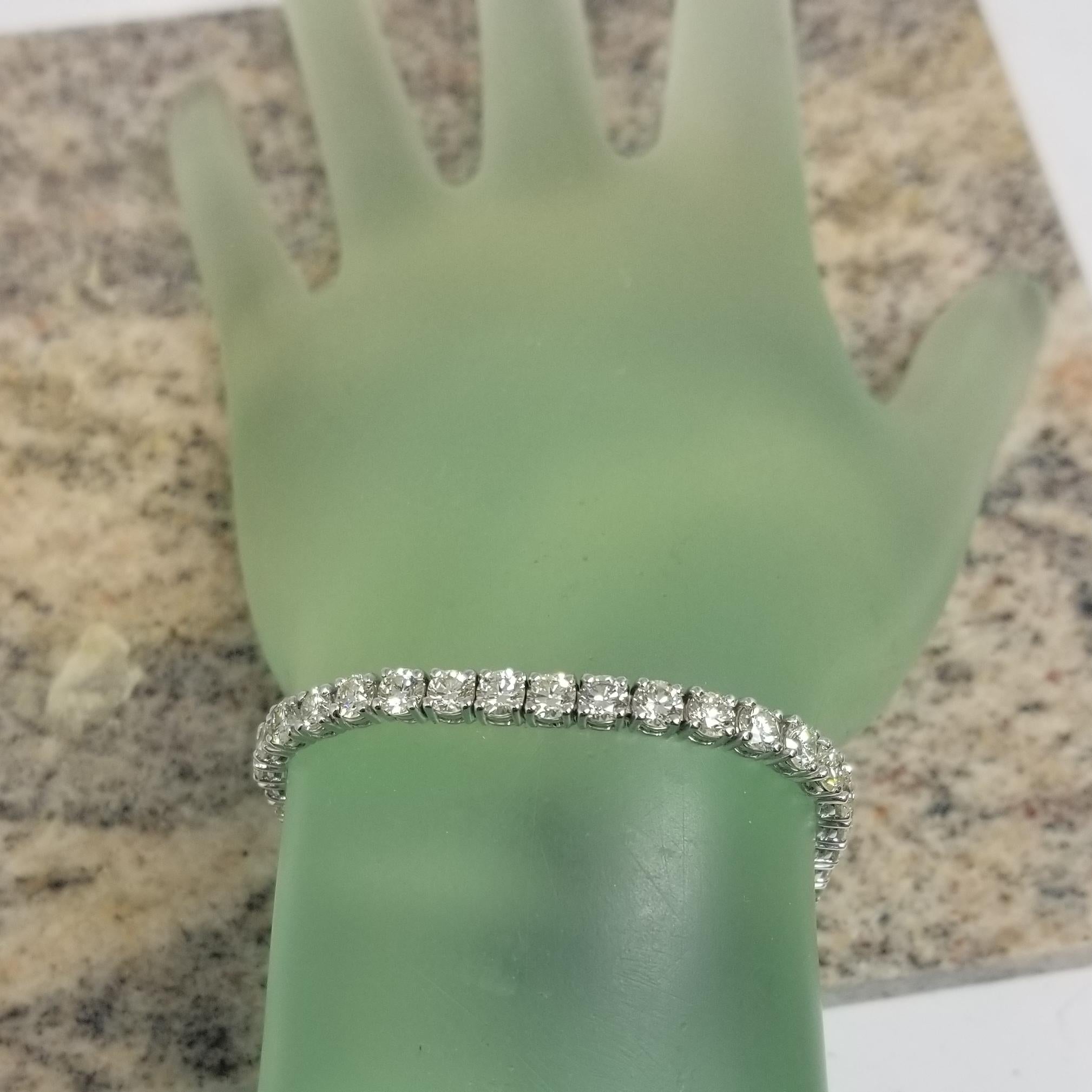 da uomo o donna Bracciale tennis con diamanti da 9,51 carati incastonati in oro bianco 14k in vendita