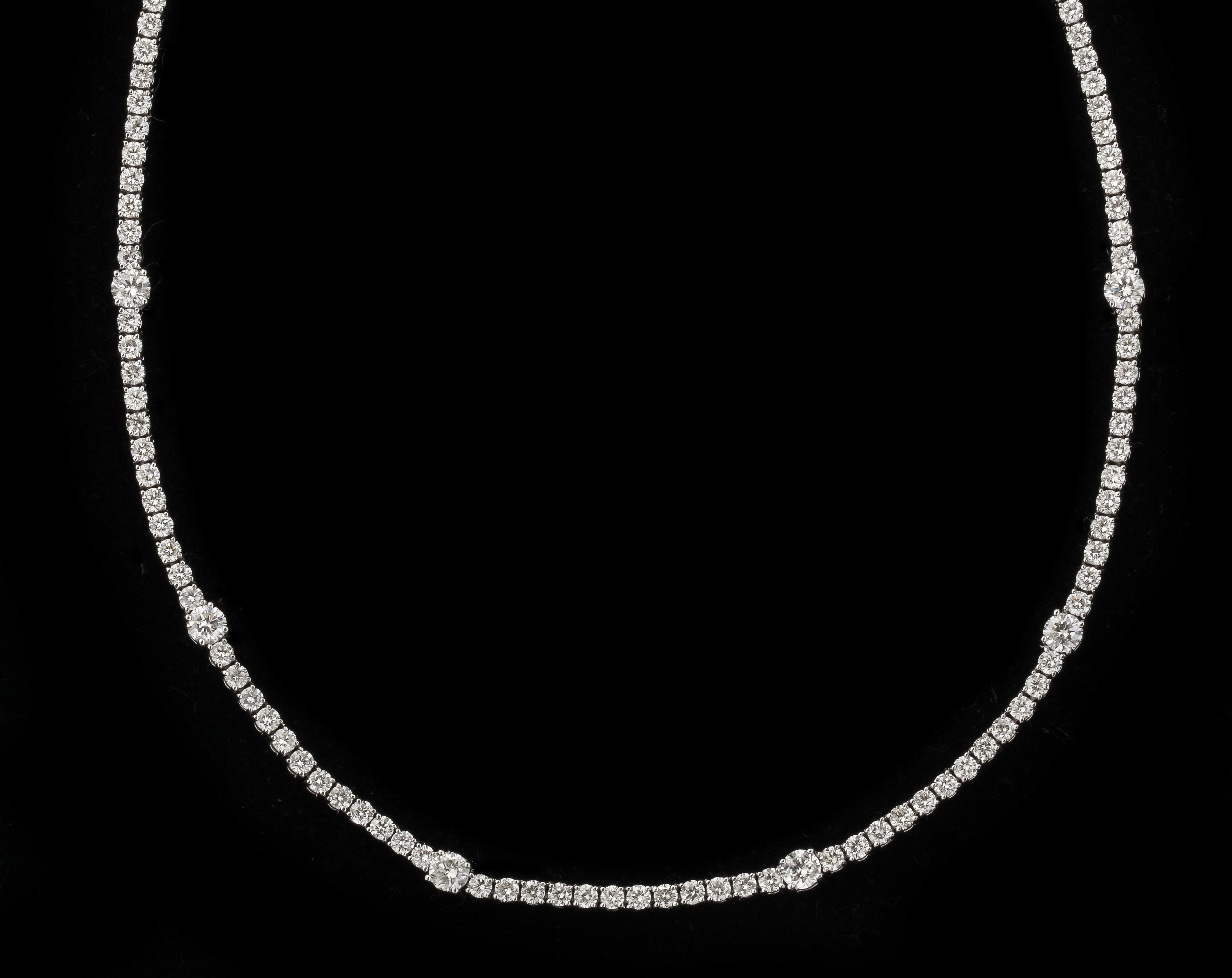 Round Cut Diamond Tennis Necklace For Sale