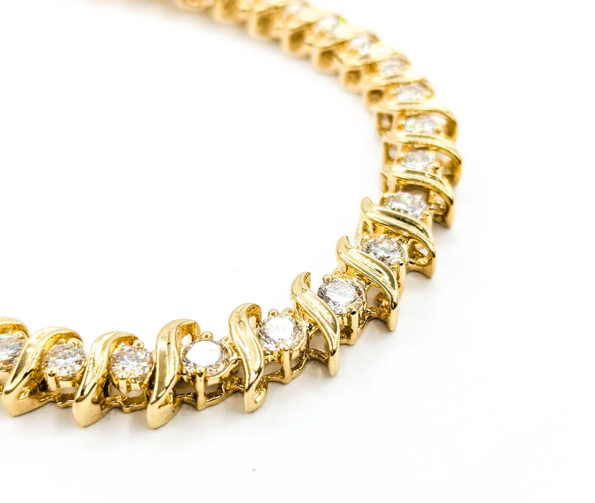 Round Cut Diamond Tennis Necklace in 14k Yellow Gold