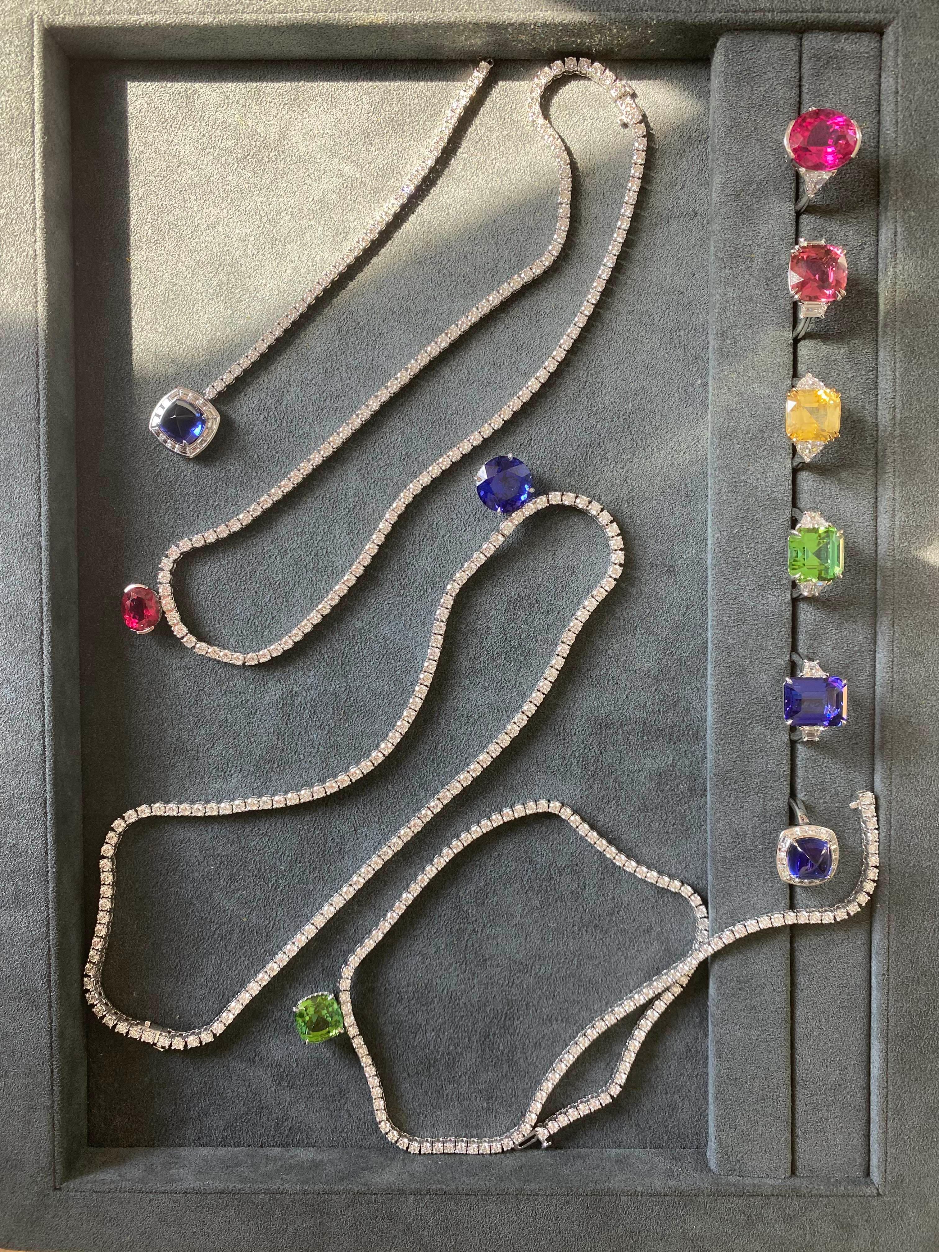Collana Tennis con diamanti e ciondolo staccabile in tanzanite da 12,01 carati In condizioni Nuovo in vendita a Brooklyn, NY