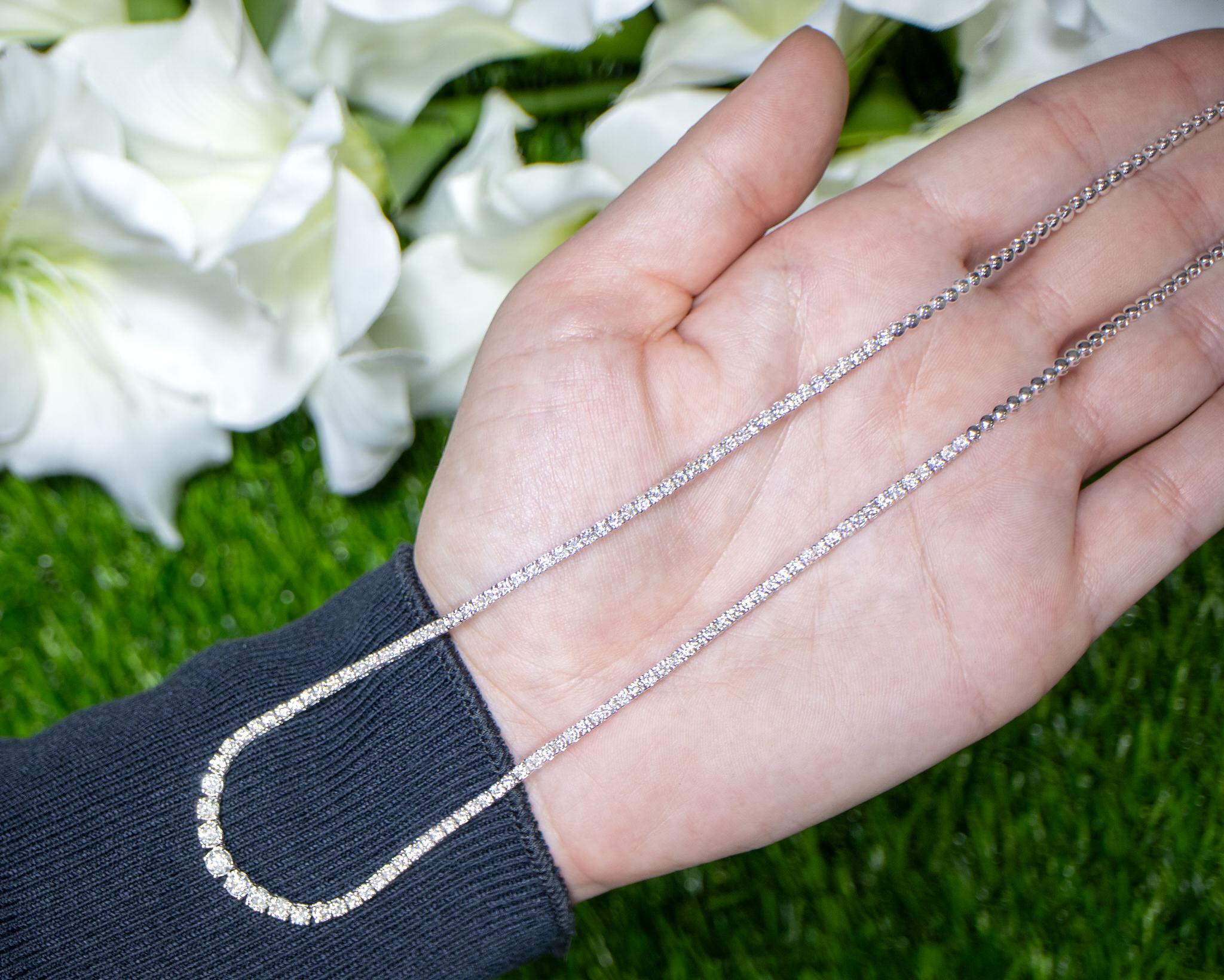 Round Cut Diamond Tennis Riviere Necklace 4.35 Carats 18K Gold For Sale