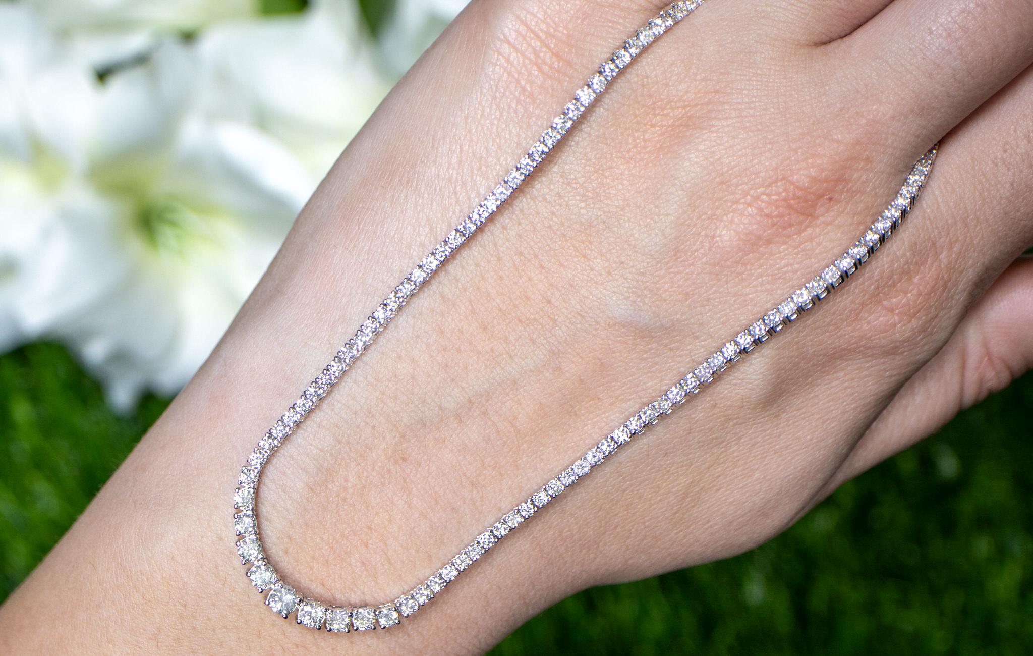 Diamond Tennis Riviere Necklace 4.35 Carats 18K Gold In Excellent Condition For Sale In Aliso Viejo, CA