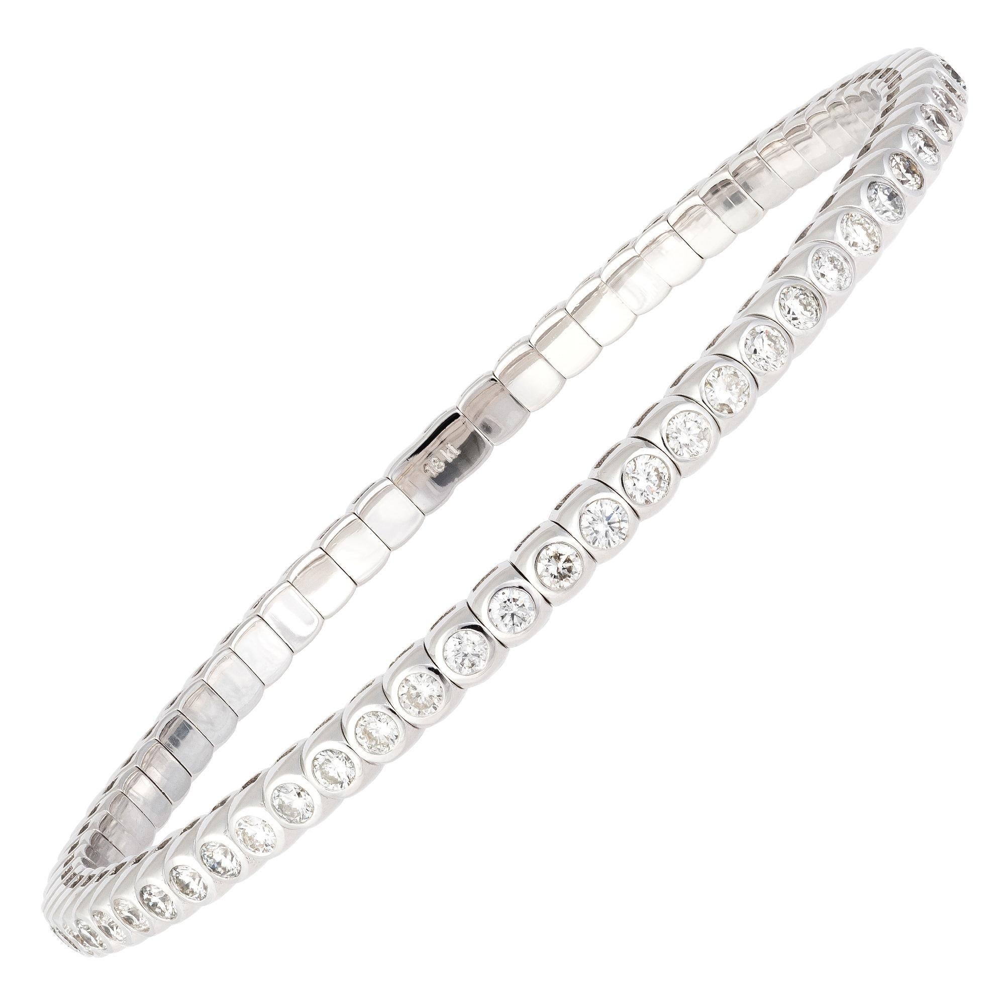 Round Cut Diamond Tennis Stretchable Bangle Bracelet 18K Gold Diamond 3.00 Carat/66 Pieces For Sale