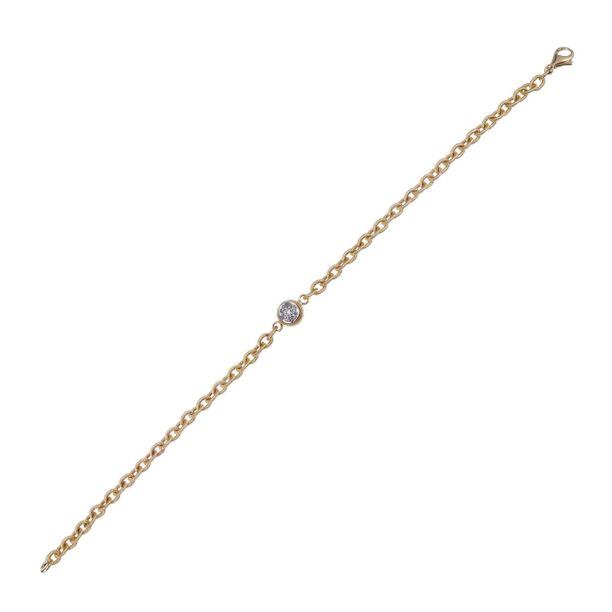 Taille ronde Bracelet à maillons à chaîne en or texturé et diamants en vente