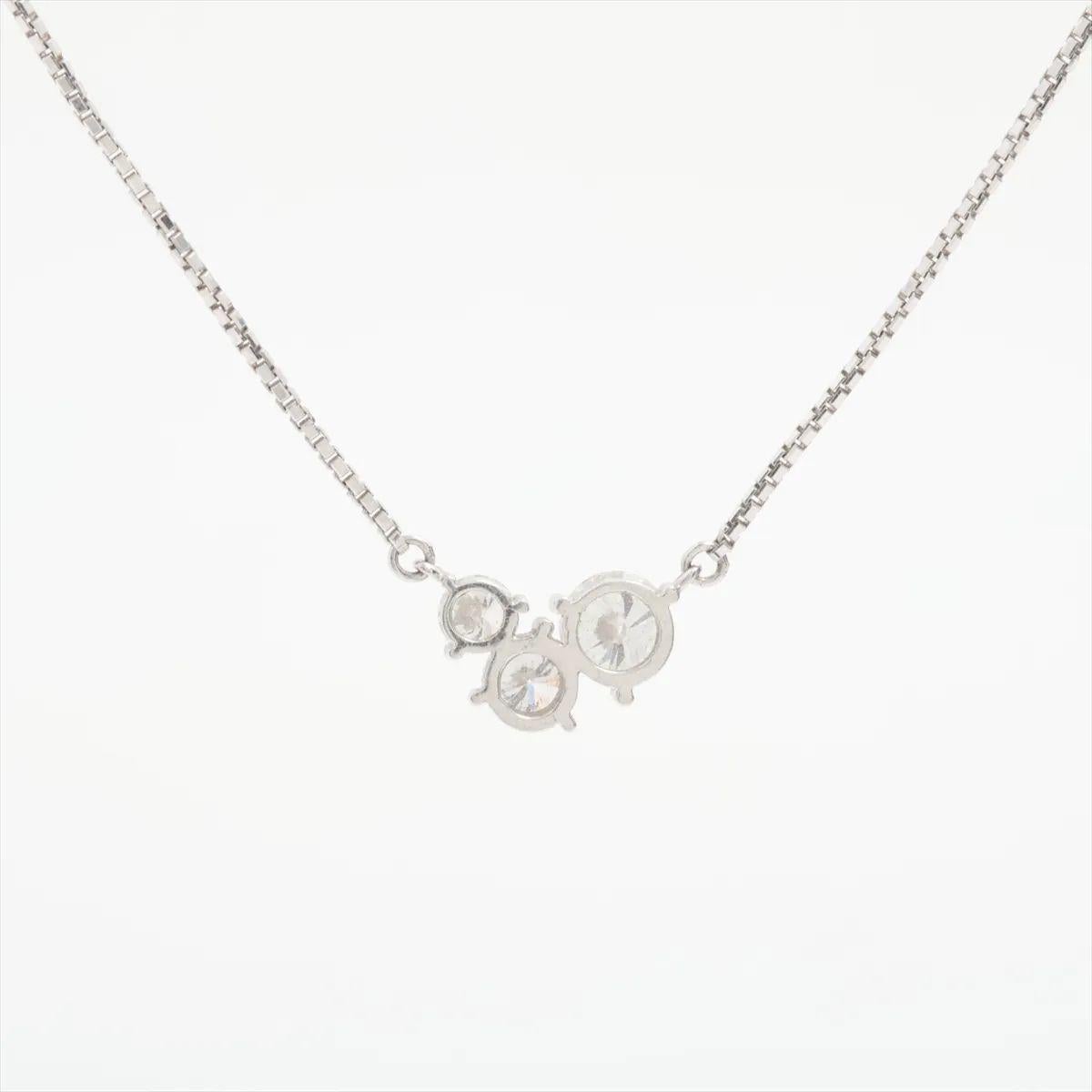 Collar Tres Diamantes talla redonda Platino Corte redondo en venta