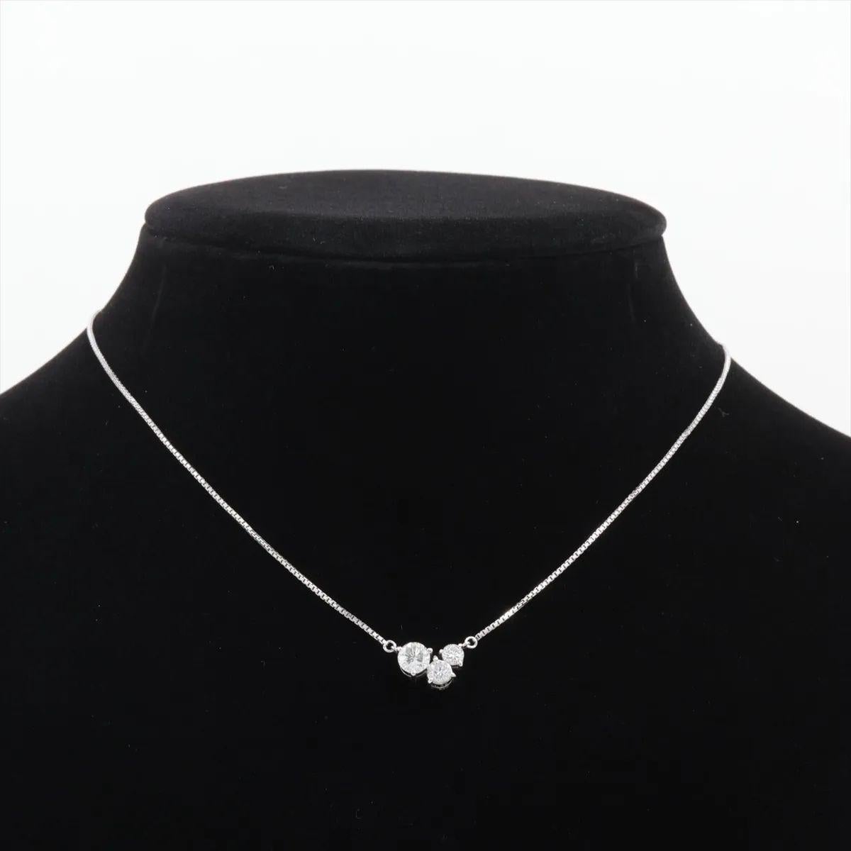De las mujeres Collar Tres Diamantes talla redonda Platino en venta
