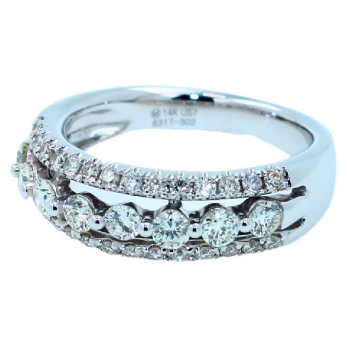 1.00 Carats of Pave GH/VS Diamonds
Very Brilliant & Sparkly Diamonds
14K White Gold
Great Value
Size 7 - Resizable Upon Request
