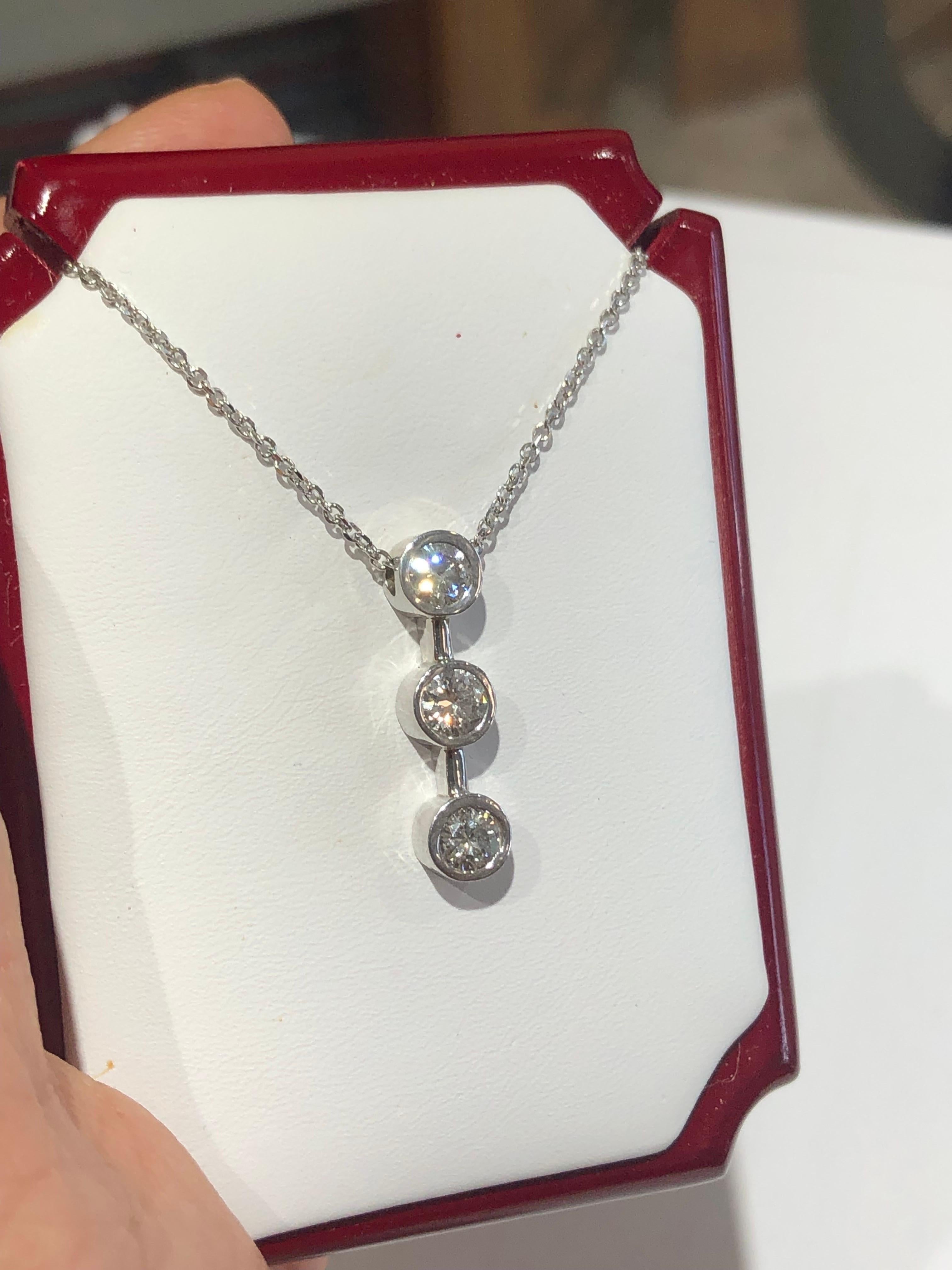 Women's or Men's Diamond Three Stone Pendant Necklace White Gold  For Sale
