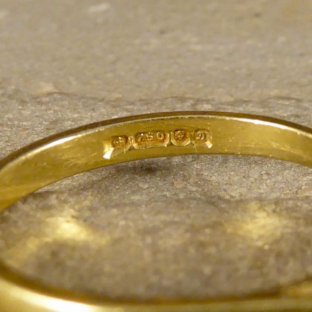 Diamond Three-Stone Ring in 18 Carat Gold, 1.00 Carat Total 1