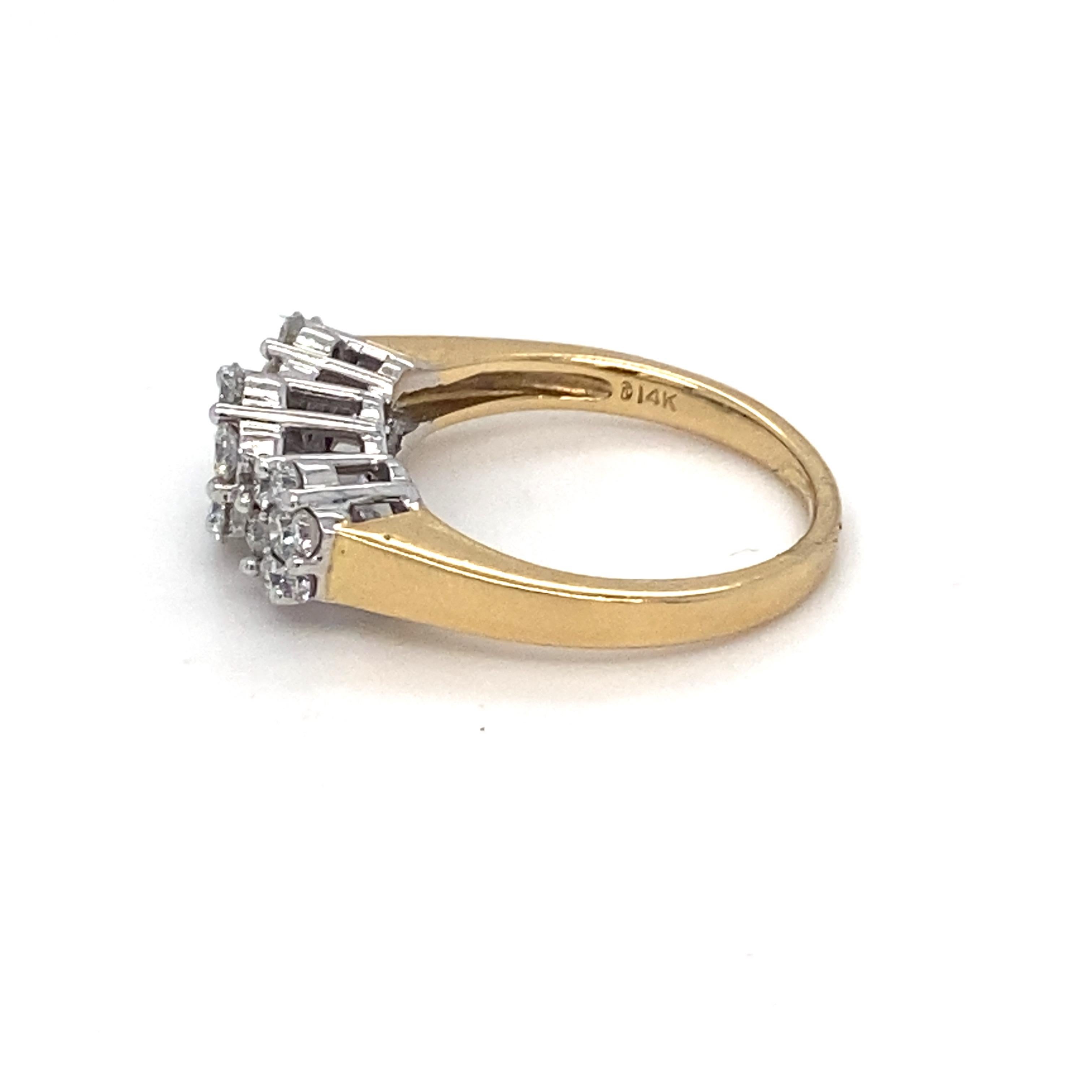 Anello con tre pietre di diamante a due toni in vendita 5