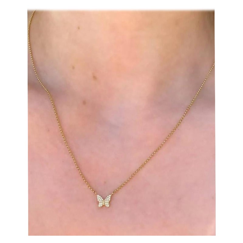 Diamant Winziger Schmetterling PEndant in 14K massivem Gold im Angebot