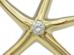 Diamond Tipped Starfish Brooch Pin in Polished 14 Karat Yellow Gold