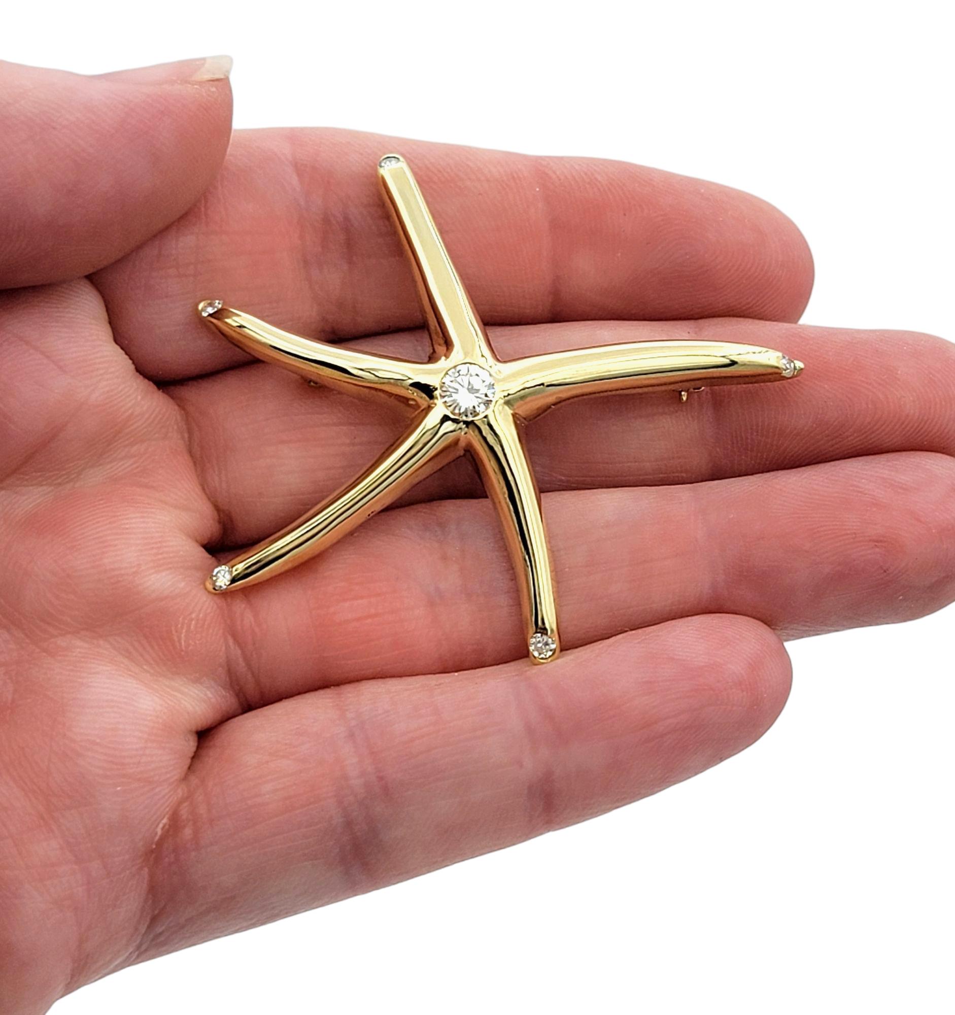Broche étoile de mer avec diamants en or jaune poli 14 carats en vente 2