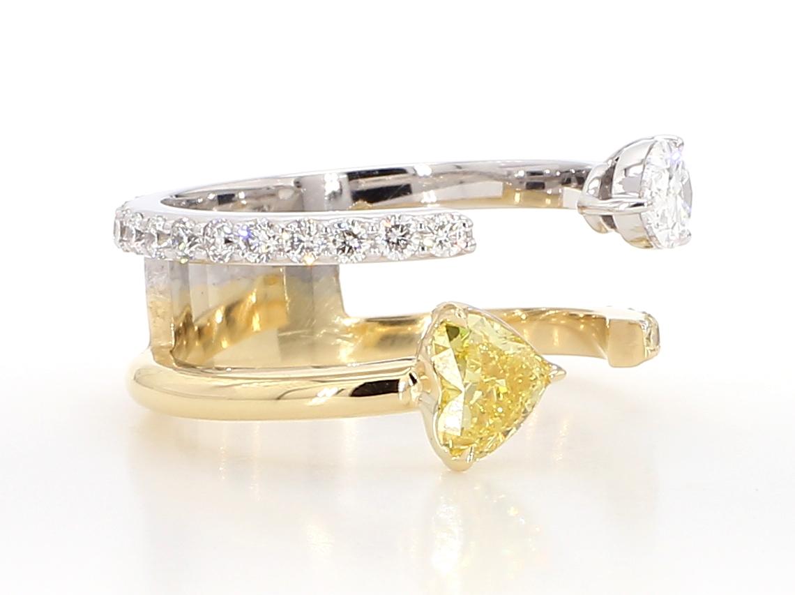 Contemporary Diamond Toi et Moi Ring 1.43 Carat Fancy Vivid Yellow Diamond GIA Certified  For Sale