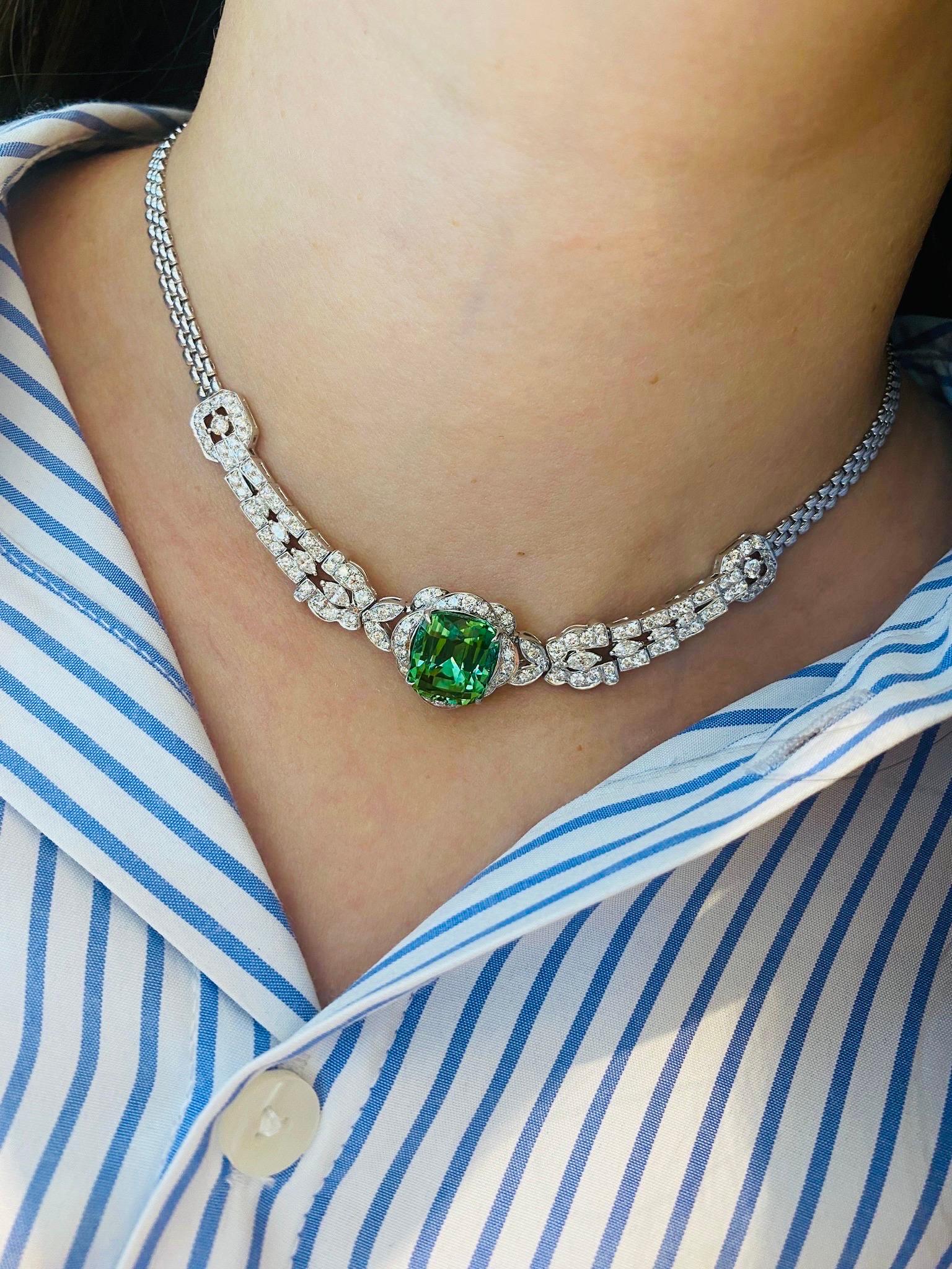Collana con tormalina e diamanti. In condizioni Nuovo in vendita a Brooklyn, NY