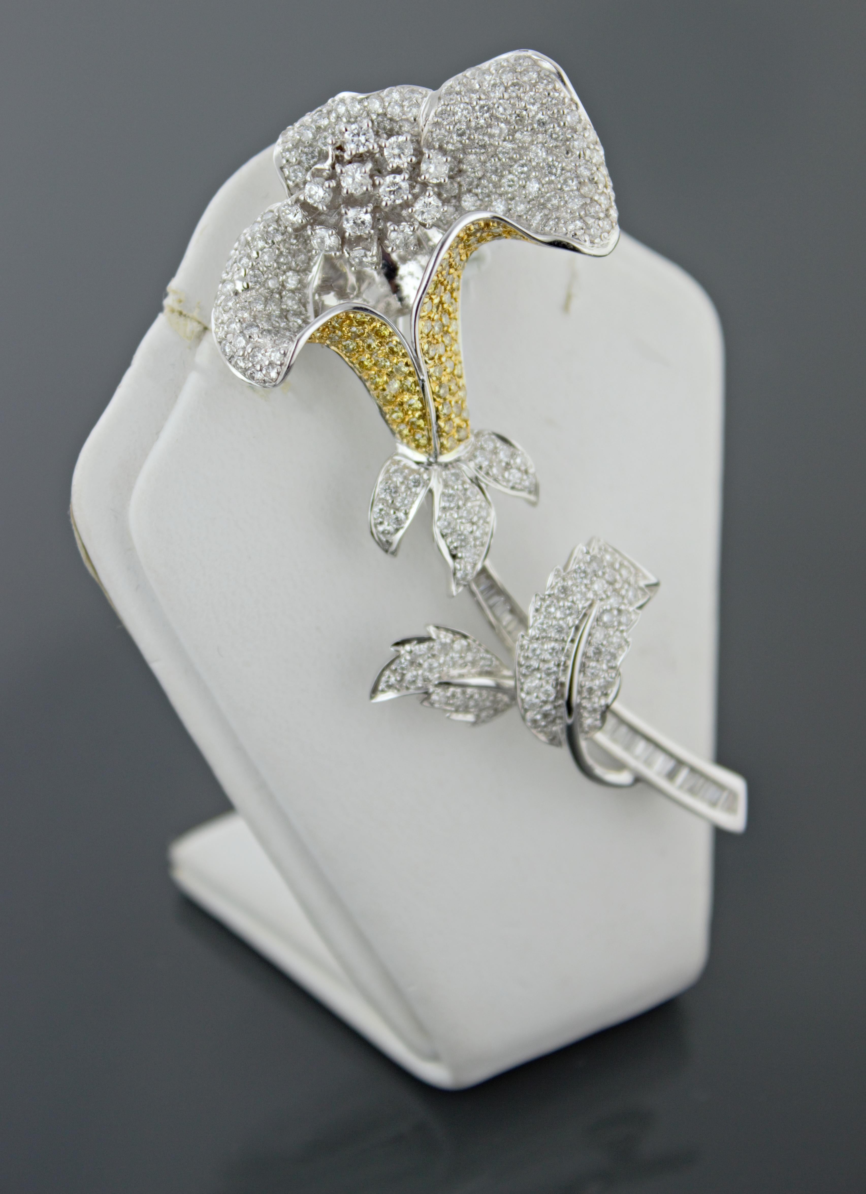 Artisan Diamond, Treated Yellow Diamond, 18k White Gold Flower Brooch For Sale