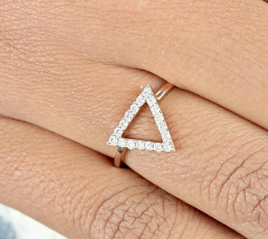 Diamond Triangle Shape Double Stackable Band Ring 14k Gold Wedding Ring Gift. In New Condition For Sale In Chicago, IL