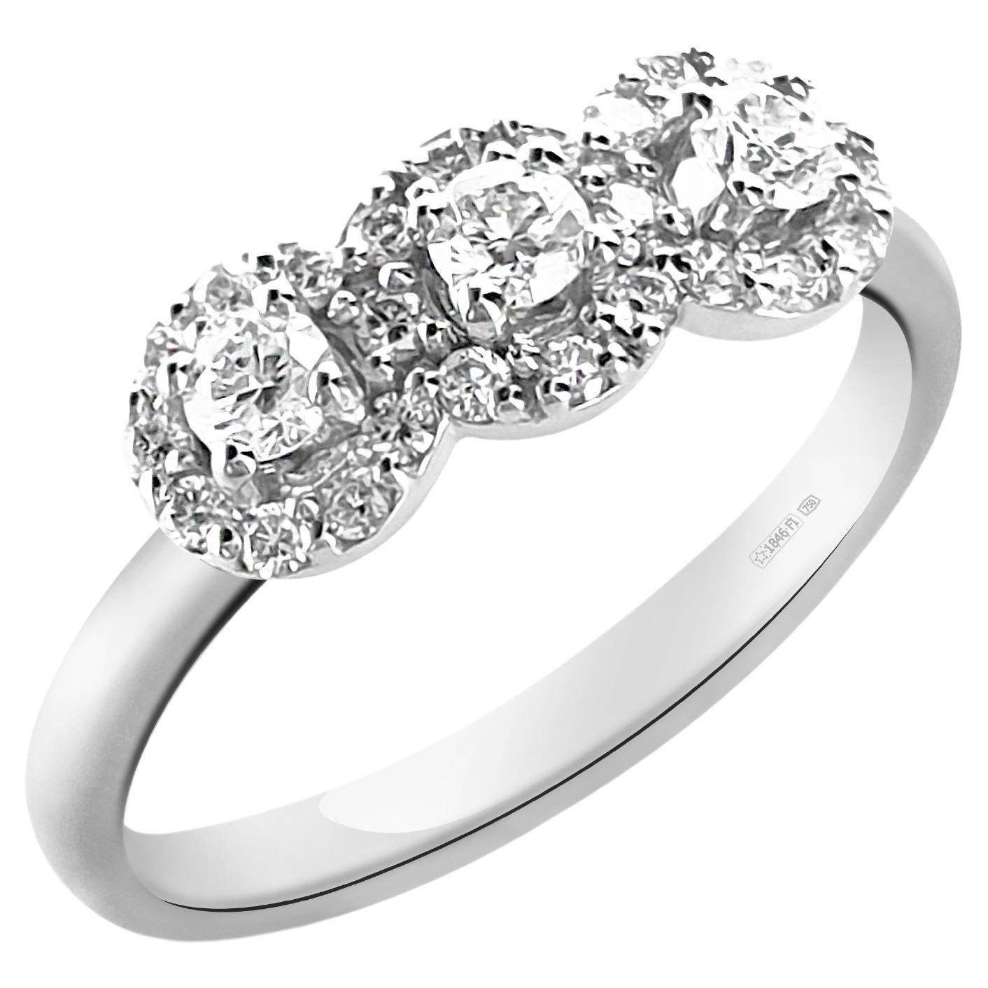 Contemporary 0.93 Carat Diamond Trilogy Ring  For Sale