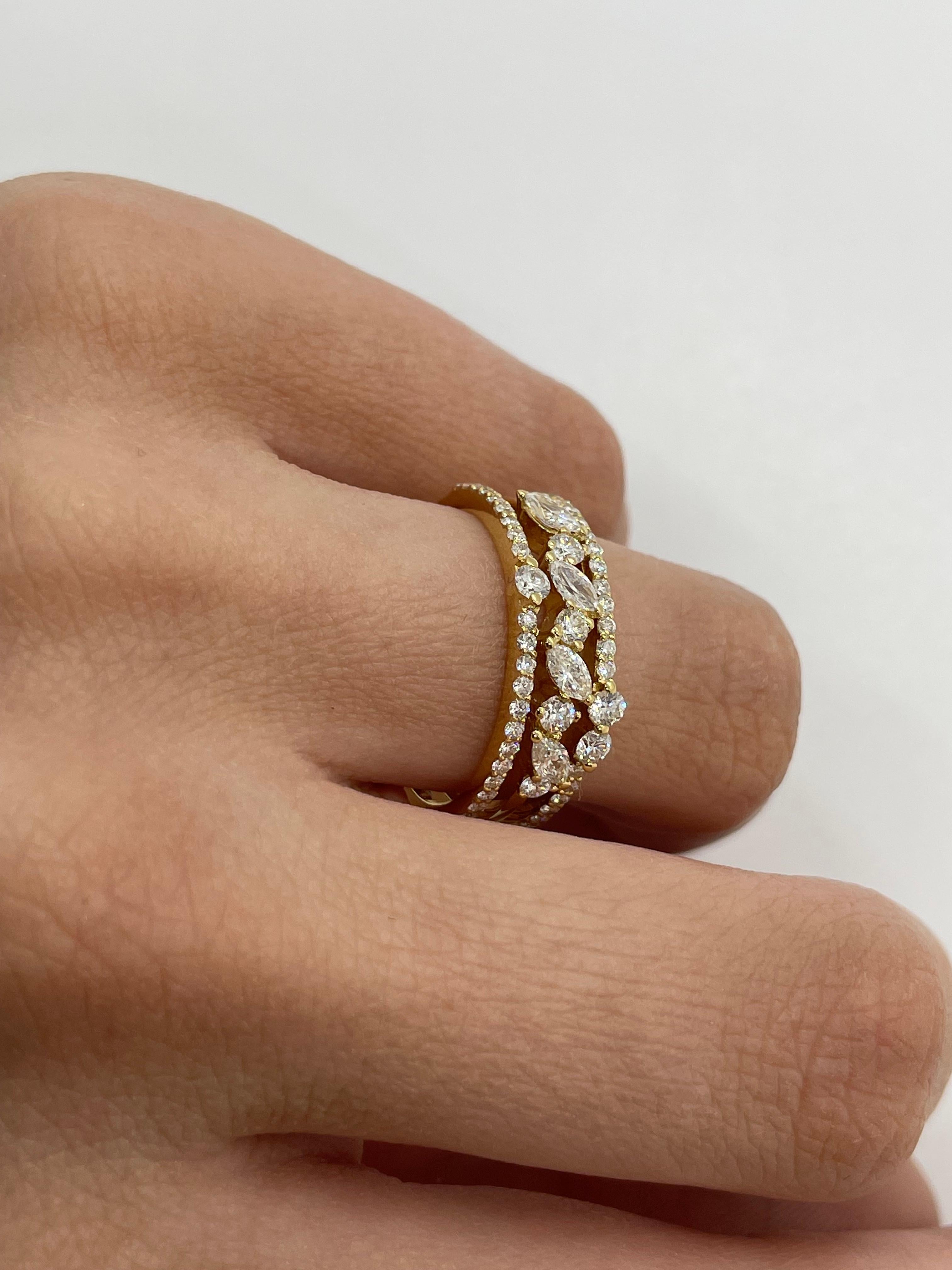 For Sale:  Diamond Trio Band Ring in 18K Yellow Gold 4