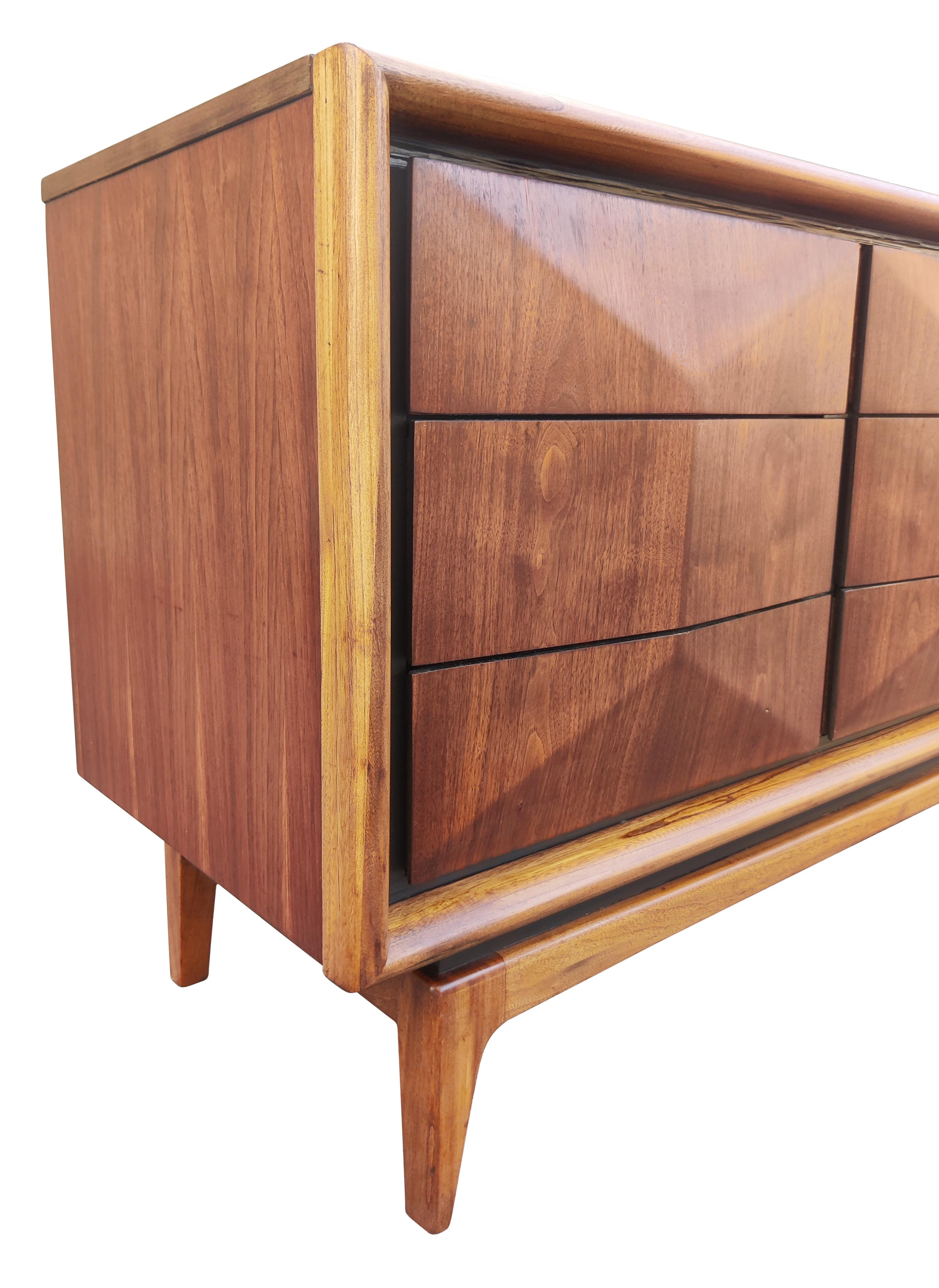 Expertly Restored United Furniture Walnut Diamond Triple Dresser 9 Drawers 1960s 2