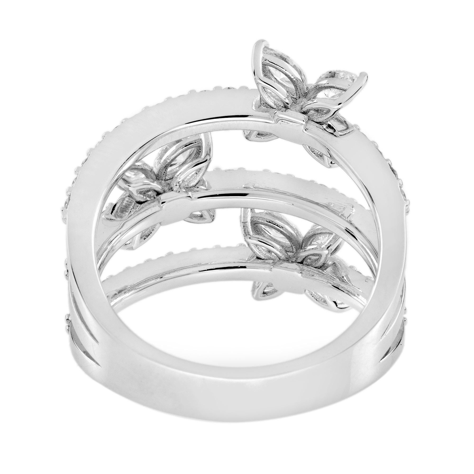 Diamant Dreifacher geblümter mehrreihiger Bandring aus 18 Karat Weißgold mit Diamanten im Zustand „Neu“ in Bangkok, TH