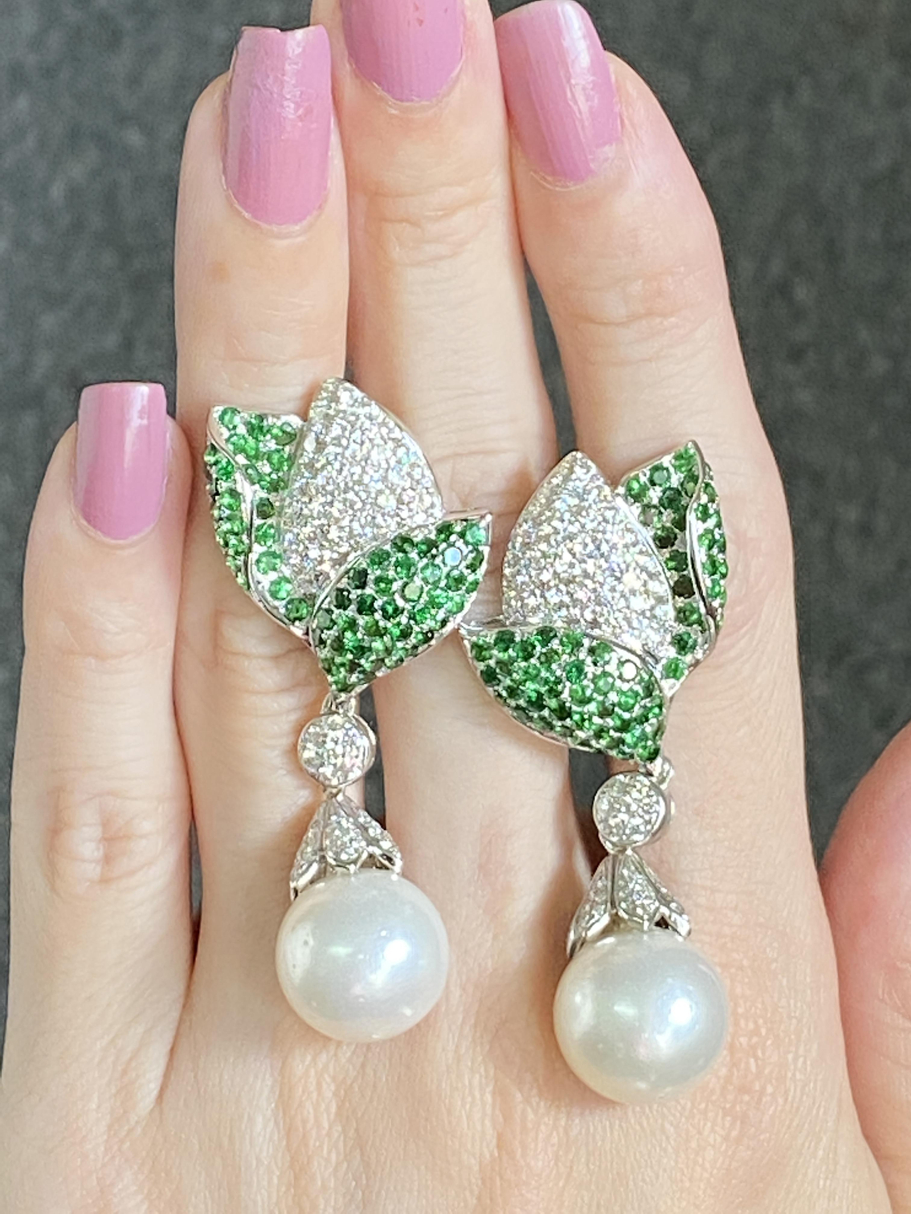 Art Deco Diamond, Tsavorite and Pearl Dangle Earrings For Sale