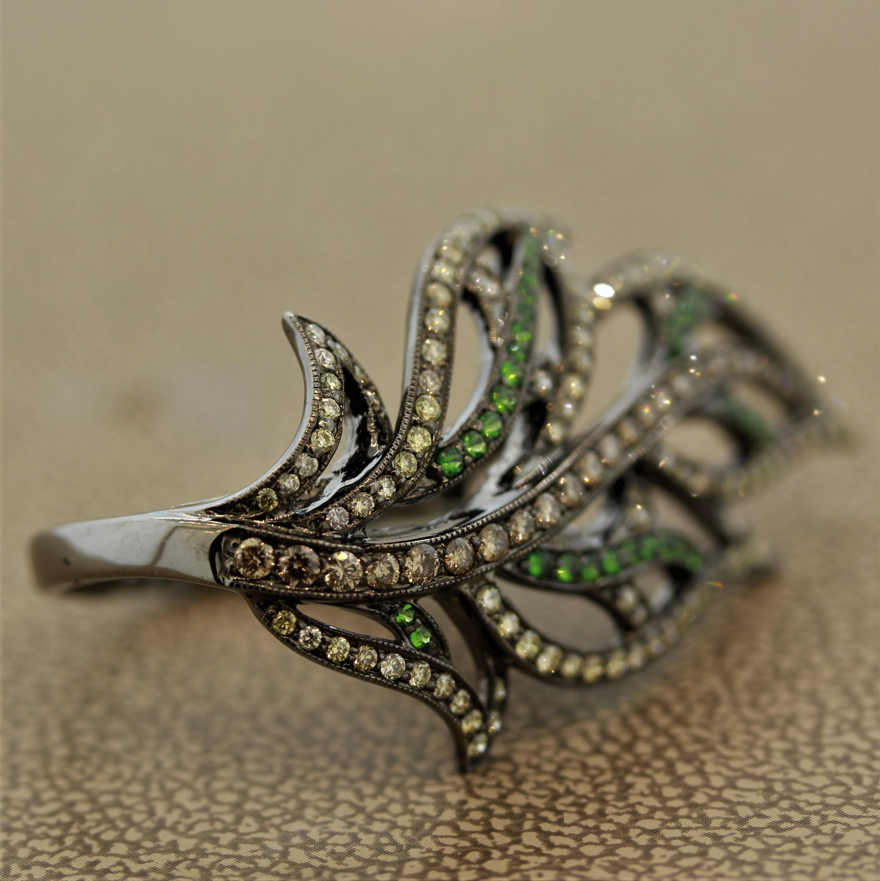 Taille ronde Bague en or à motif de feuille en tsavorite et diamants en vente