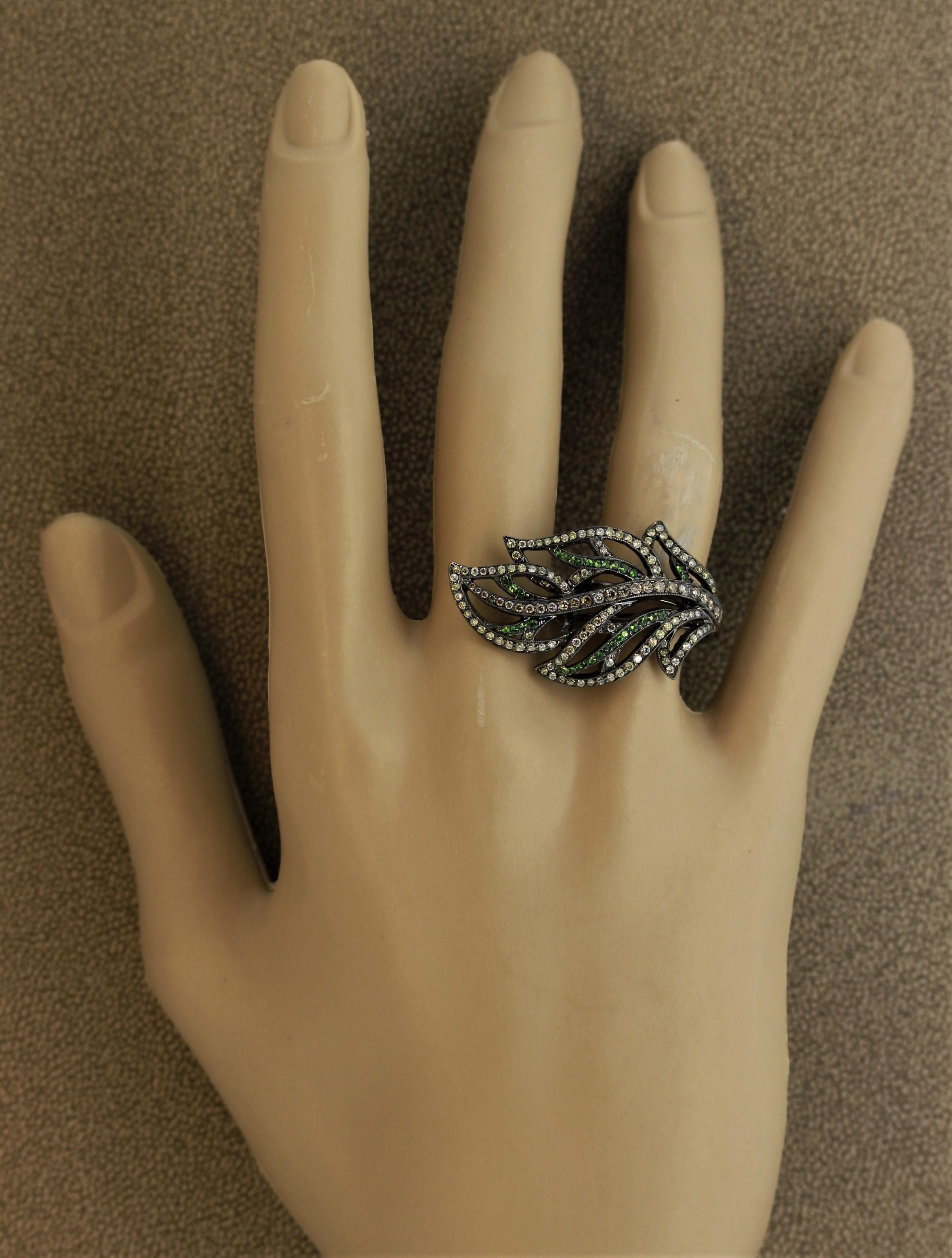 Diamond Tsavorite Leaf Design Gold Ring For Sale 3