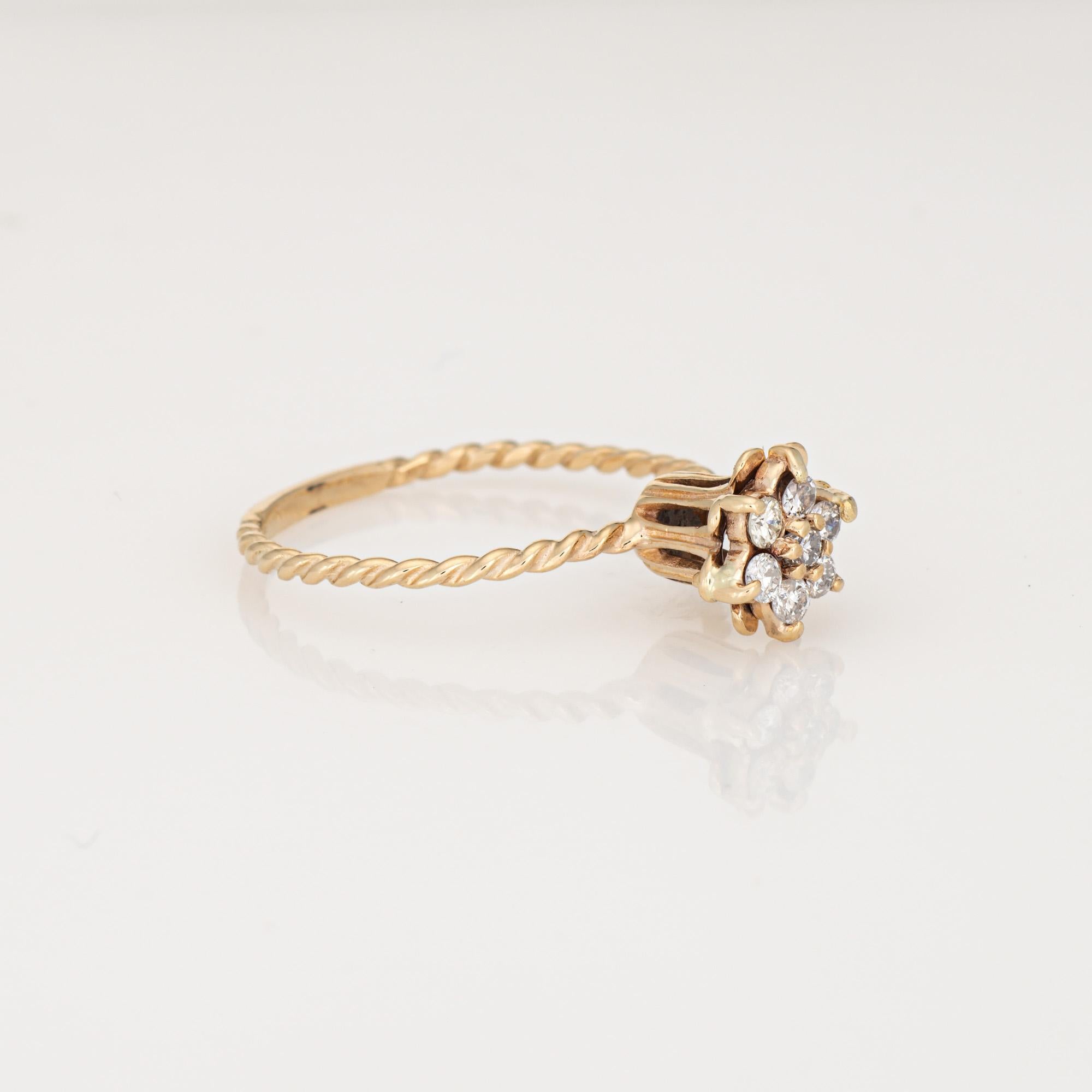 Moderne Diamond Tulip Ring Sz 5.5 Vintage 14k Yellow Gold Stacking Band Jewelry en vente