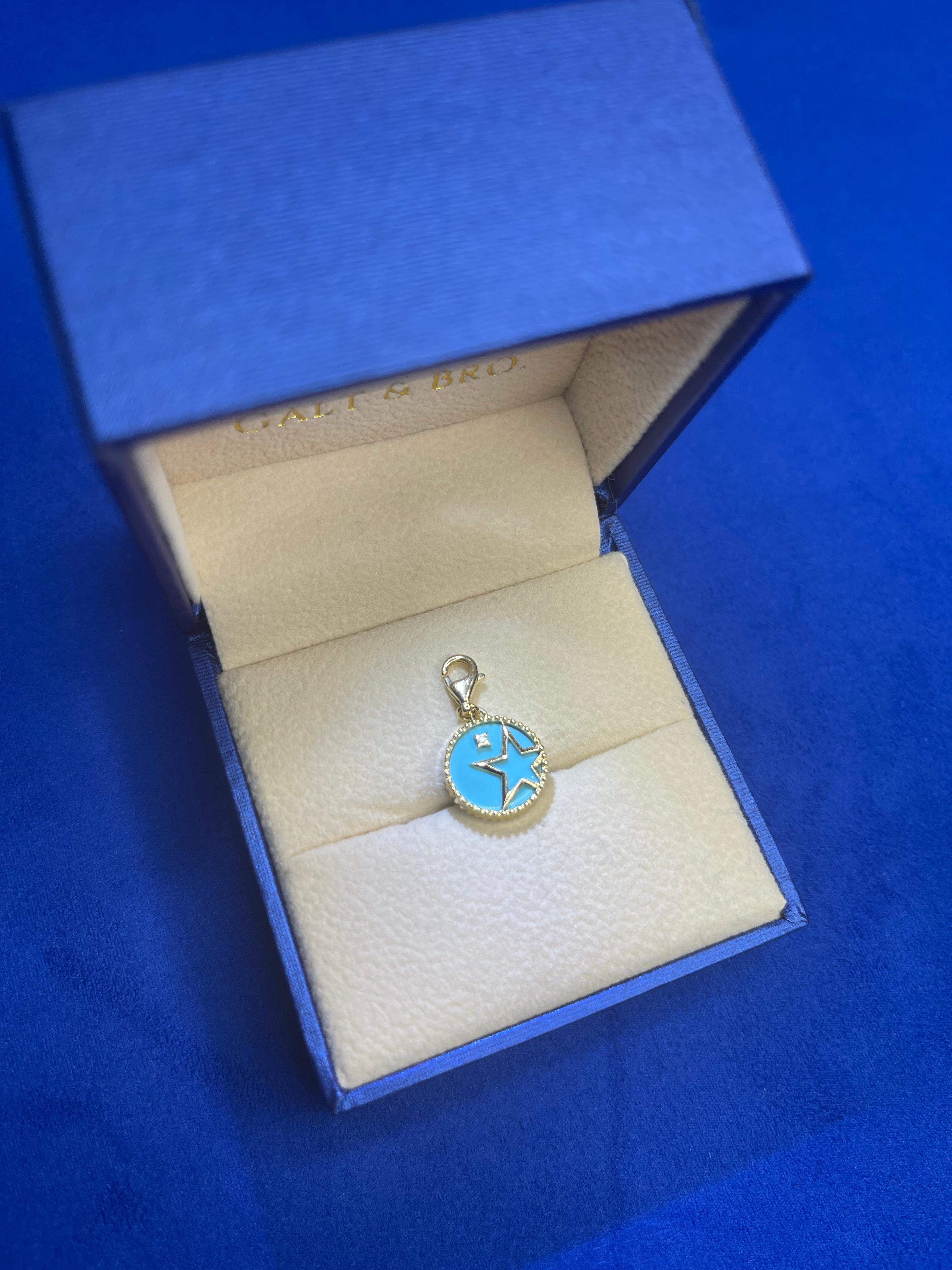 Diamond Teal Turquoise Shooting Star Celestial Sky Gold Medallion Charm Pendant In New Condition For Sale In Oakton, VA