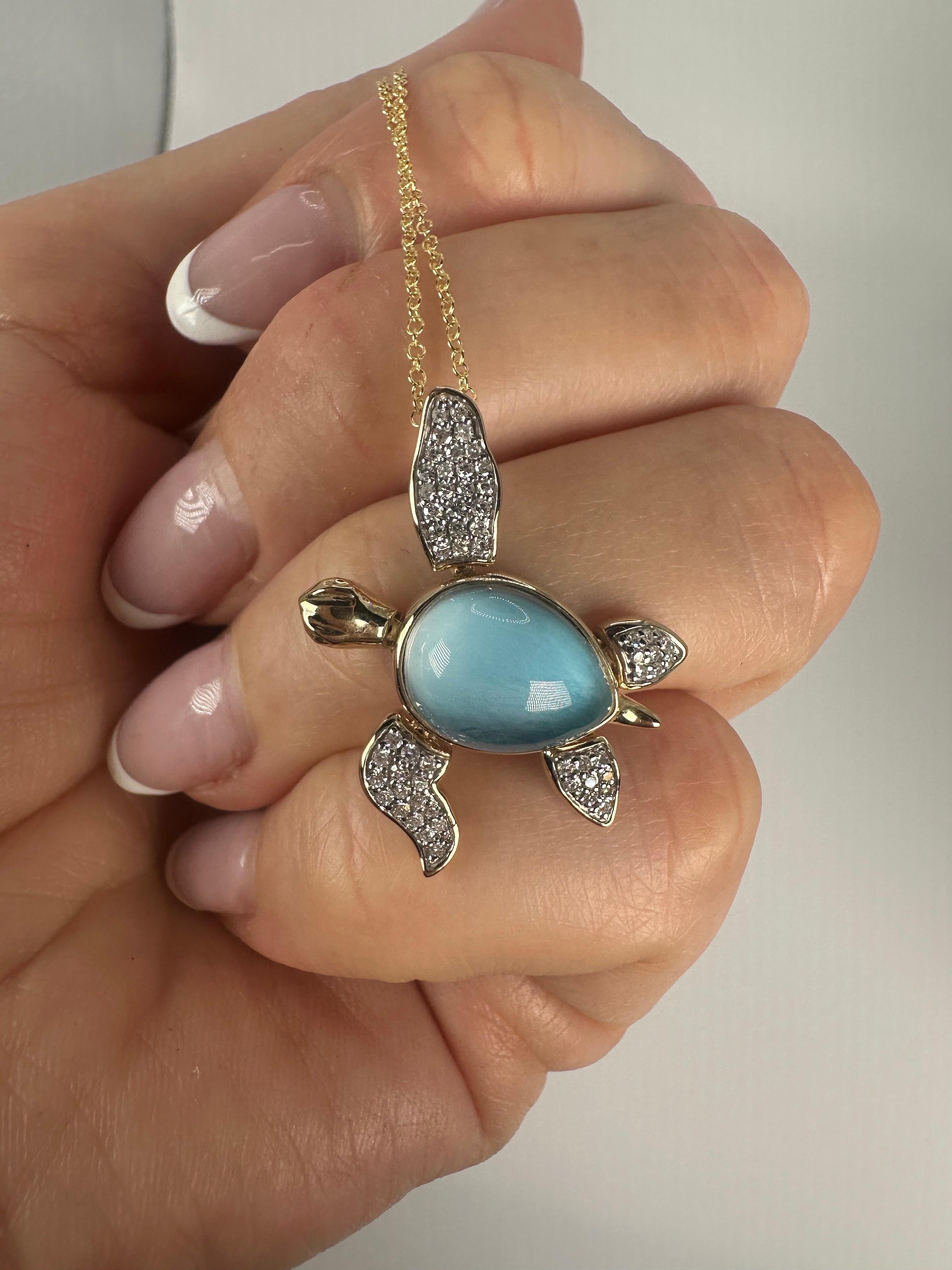 Diamond Turtle Pendant movable 14KT gold pendant necklace RARE In New Condition For Sale In Jupiter, FL