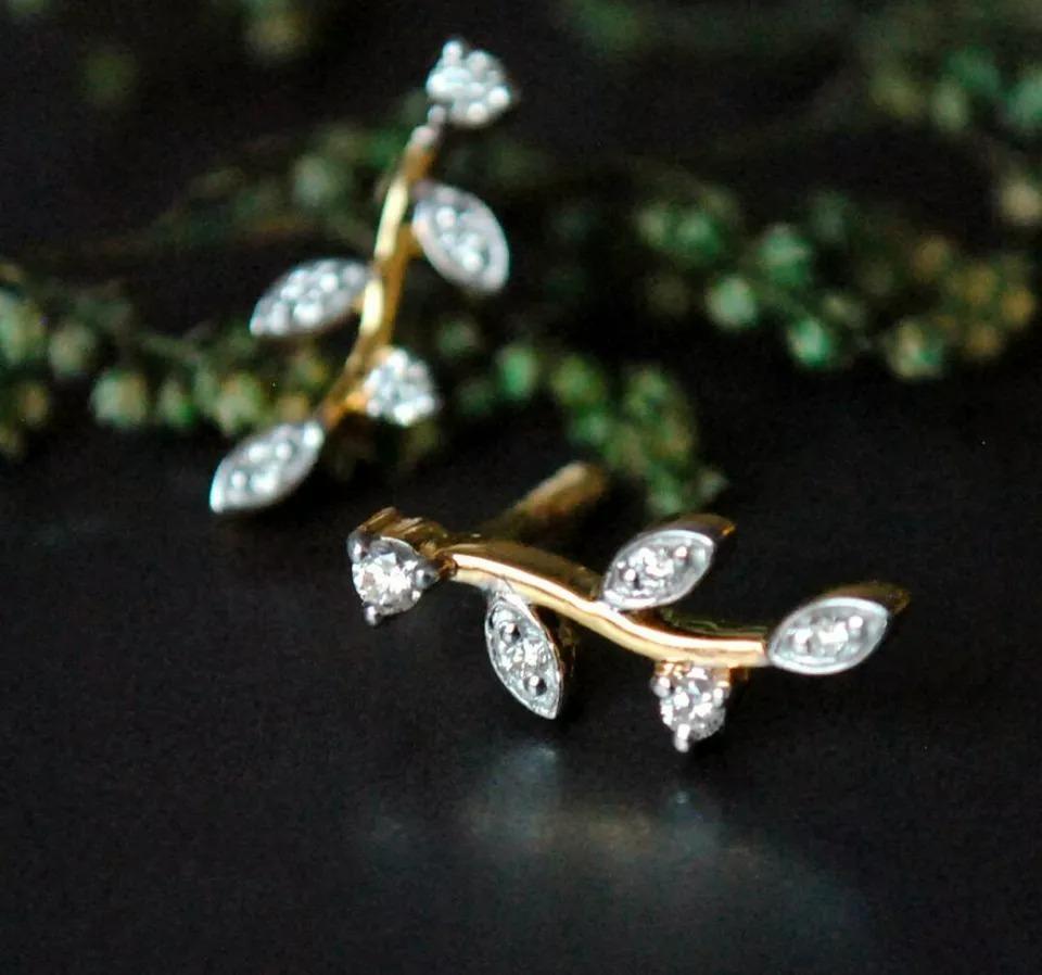 Set di collana e orecchini con foglie di ramoscello di diamanti in oro massiccio 14k In condizioni Nuovo in vendita a Chicago, IL
