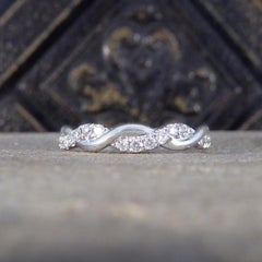 Diamond Twist Band Ring in 18ct White Gold
