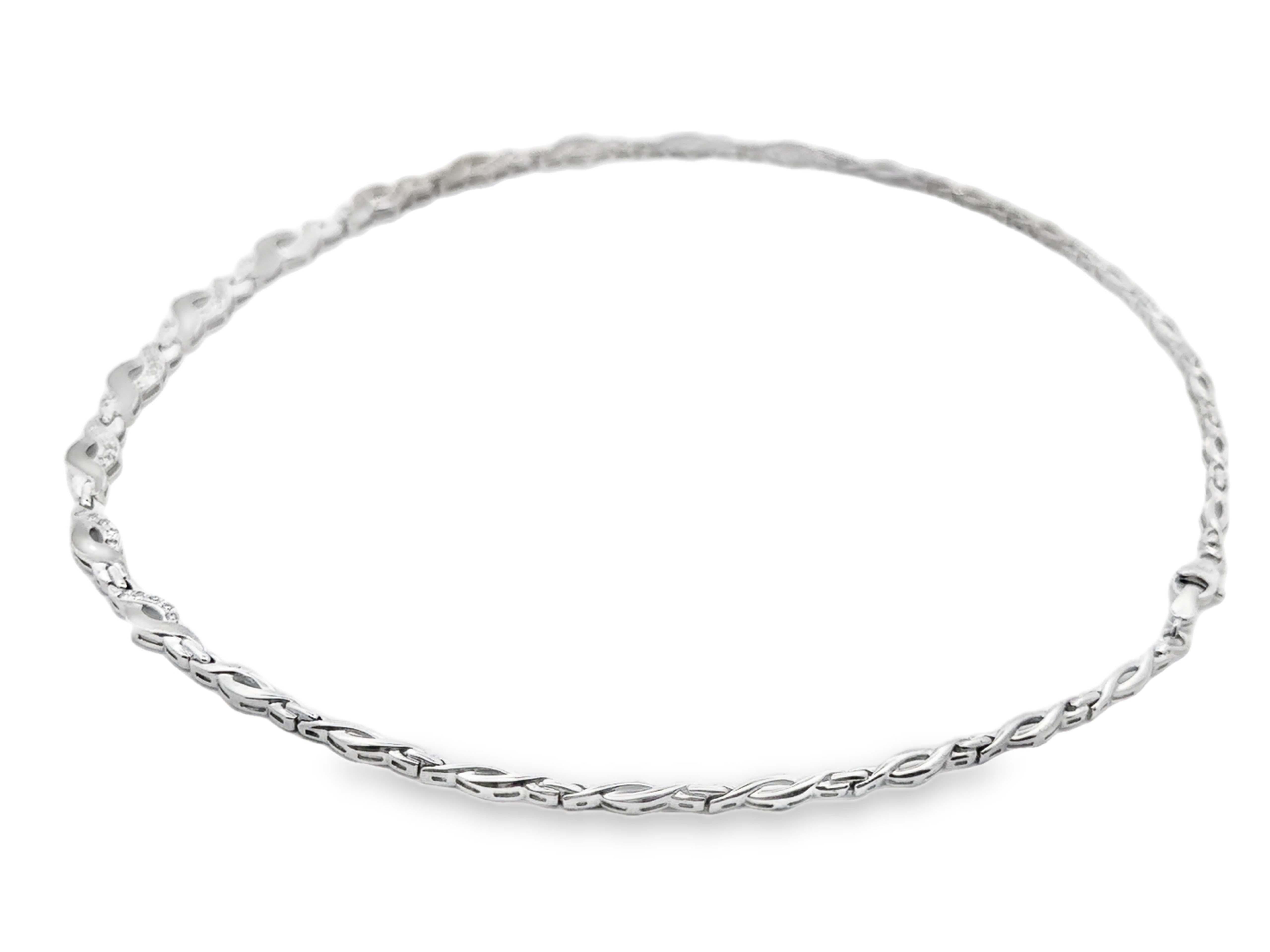 Collana Infinity con diamanti a torsione in oro bianco 14k in vendita 5