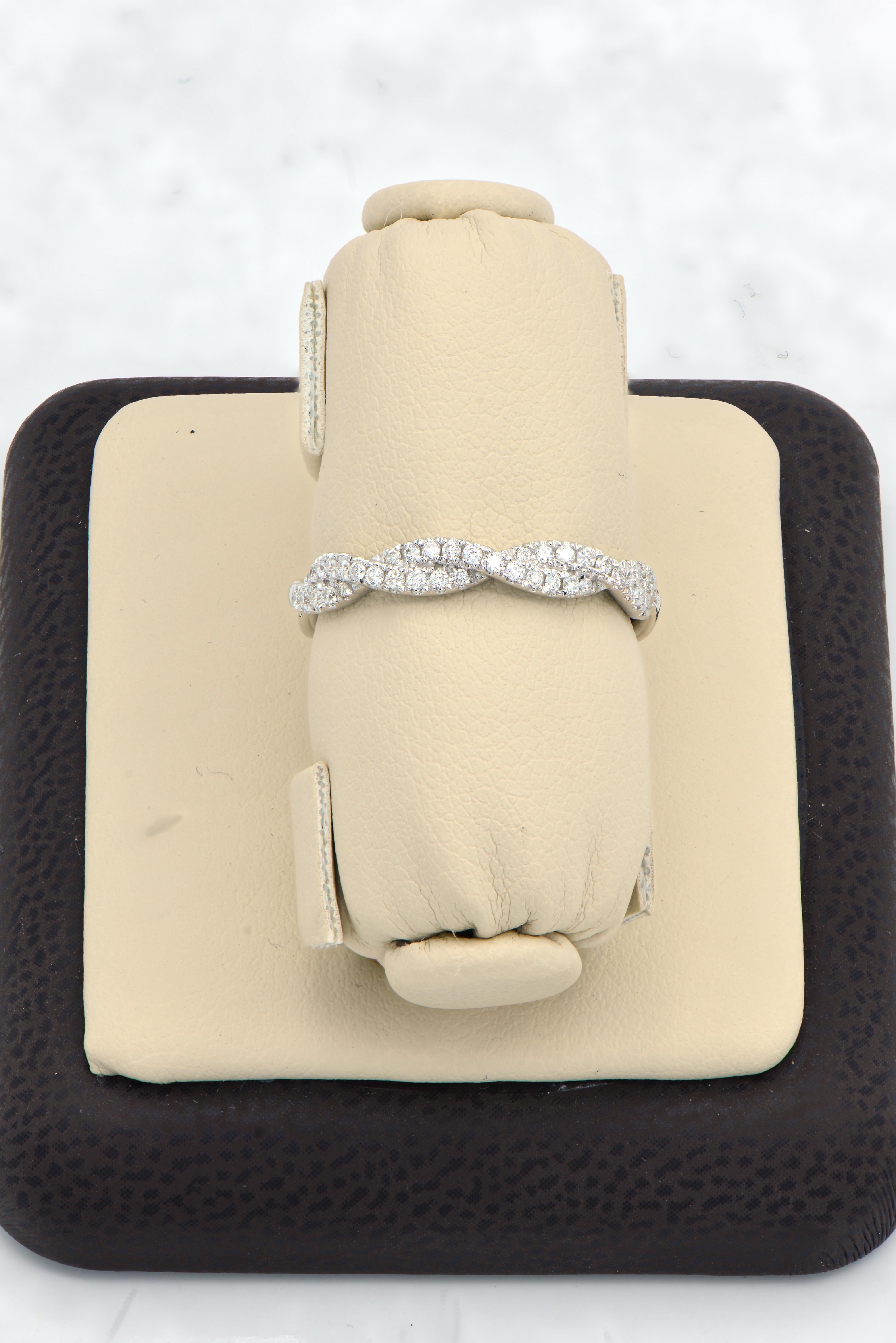 Round Cut Diamond Twist Ring For Sale