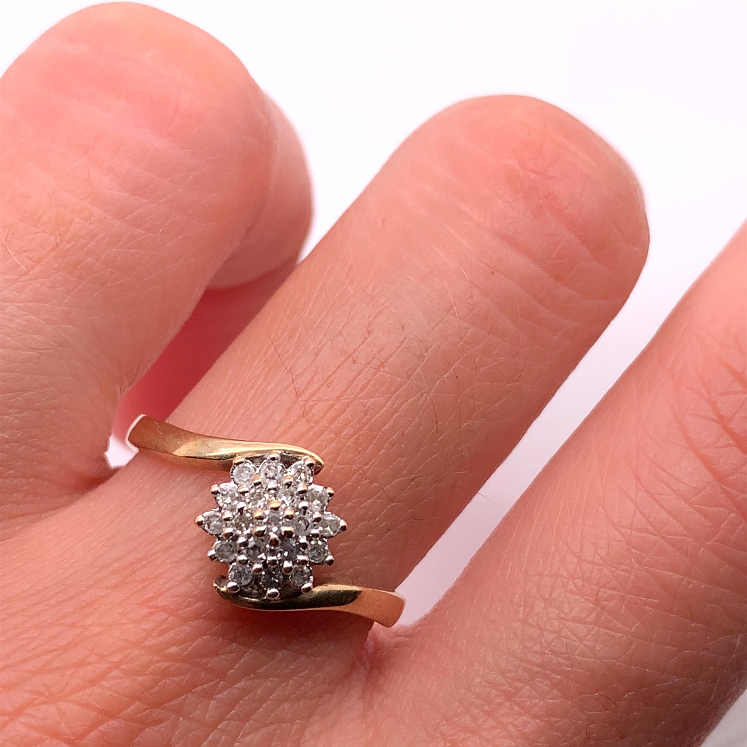 0.15ct Round diamond twisted engagement ring in 9ct yellow gold.

Twisted band diamond engaged ring in 9k yellow gold

Solitaire diamond ring 0.15ct diamond weight in plain 9ct yellow gold.

Hallmarked

The ring can be resized

Comes with a