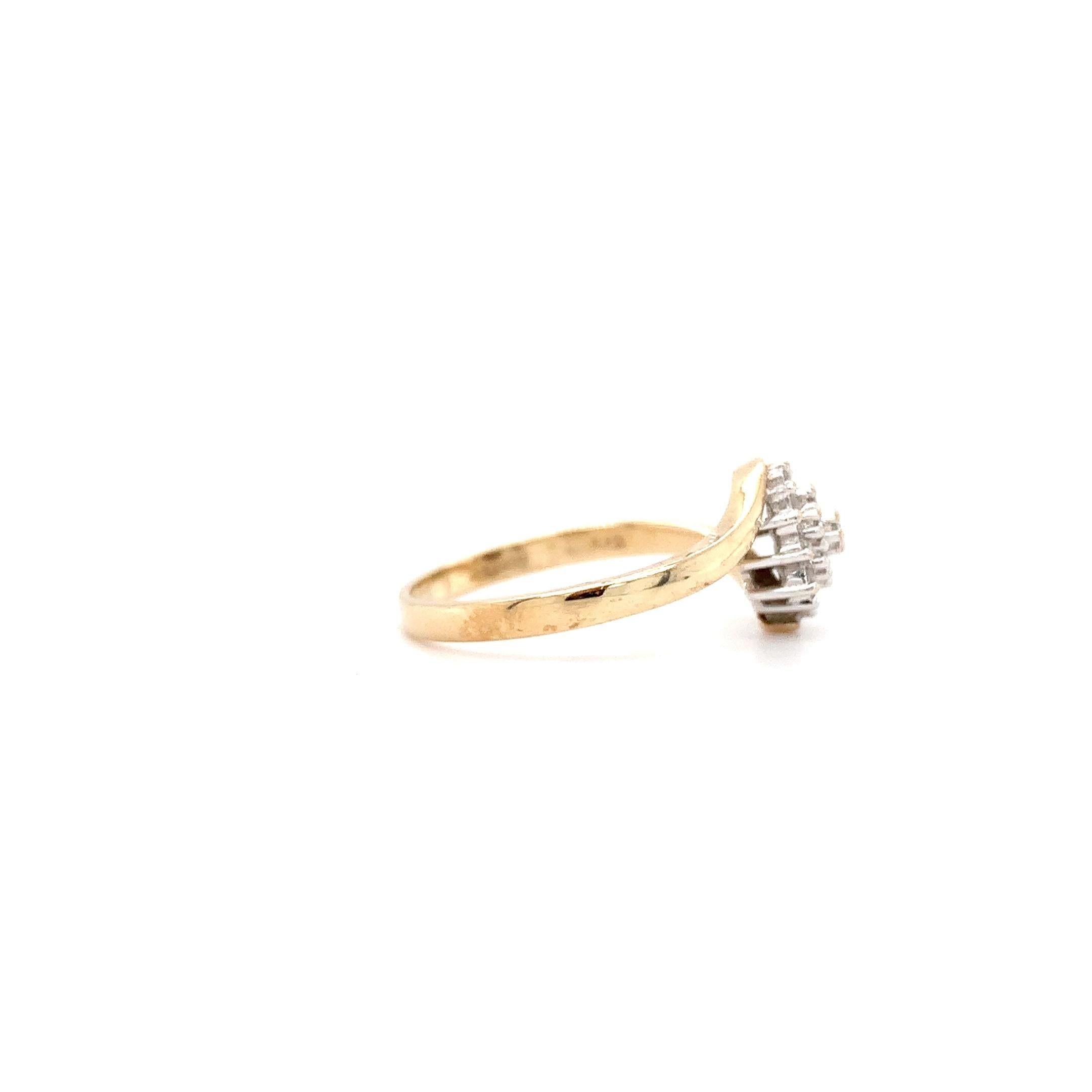 Diamond twisted chunky cluster engagement ring yellow gold For Sale 1