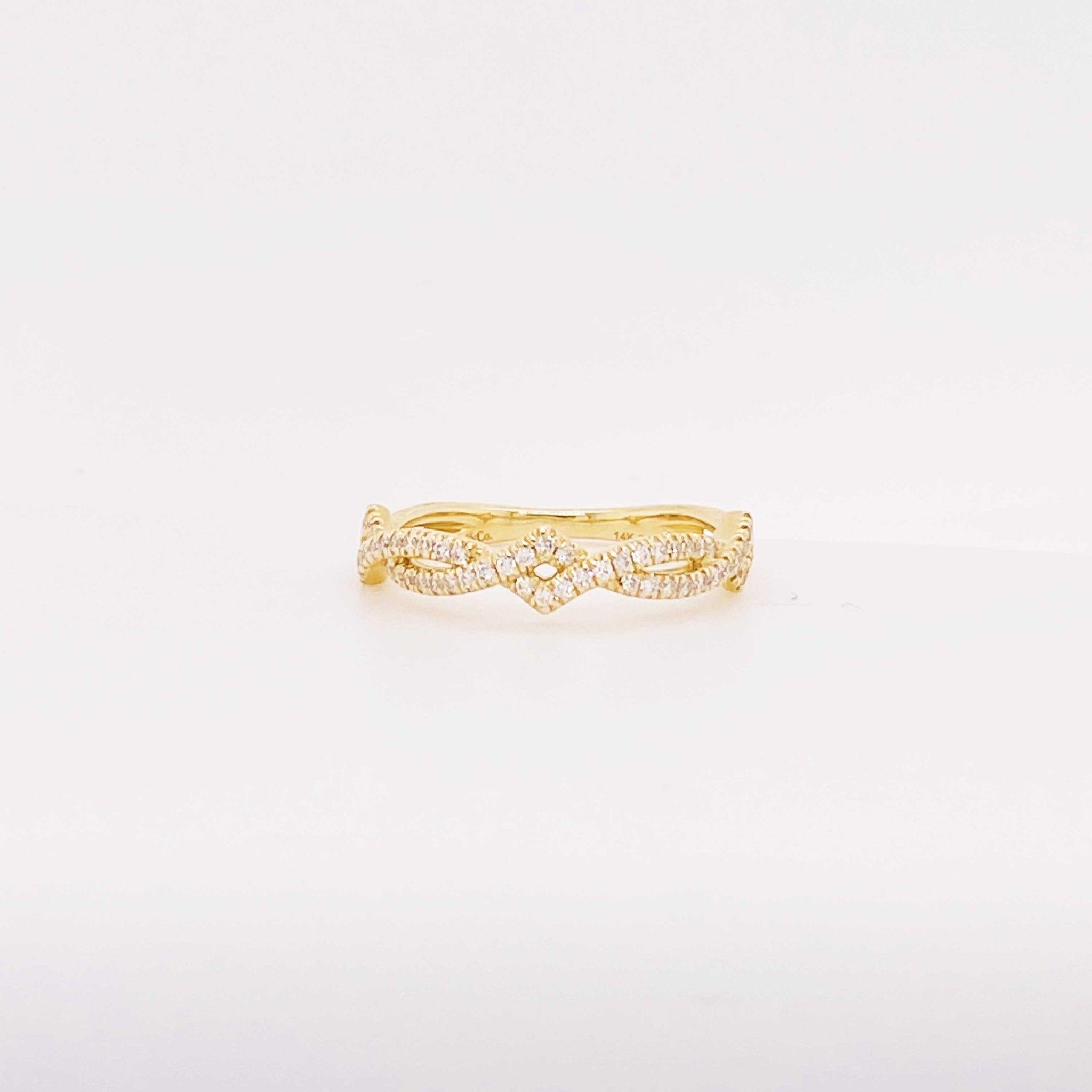 For Sale:  Diamond Twisted Vine Band 14 Karat Gold Stackable Ring 0.25 Carat '1/5 Carat' 2