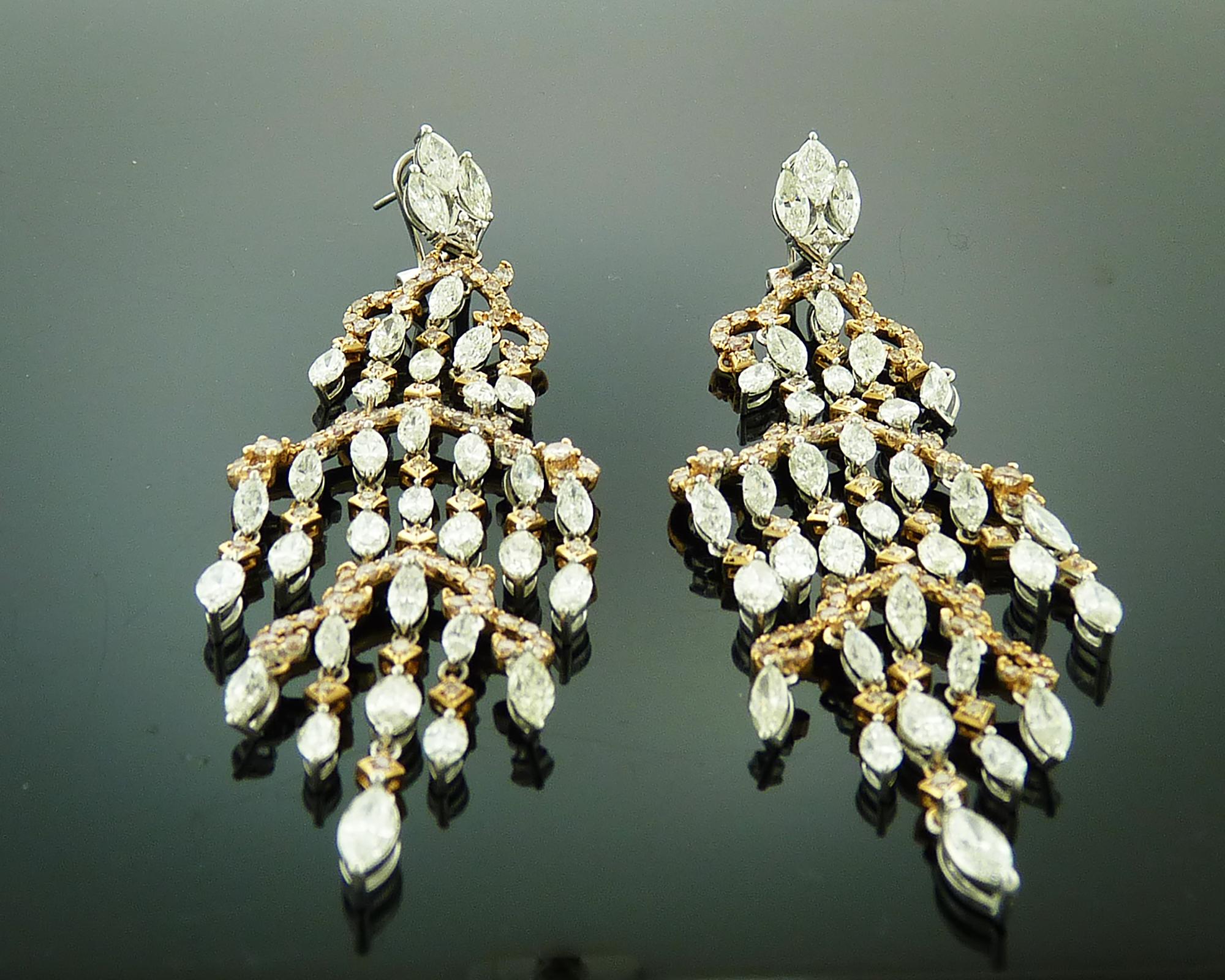 Diamond Two-Tone Gold Chandelier Earrings In New Condition In New York, NY