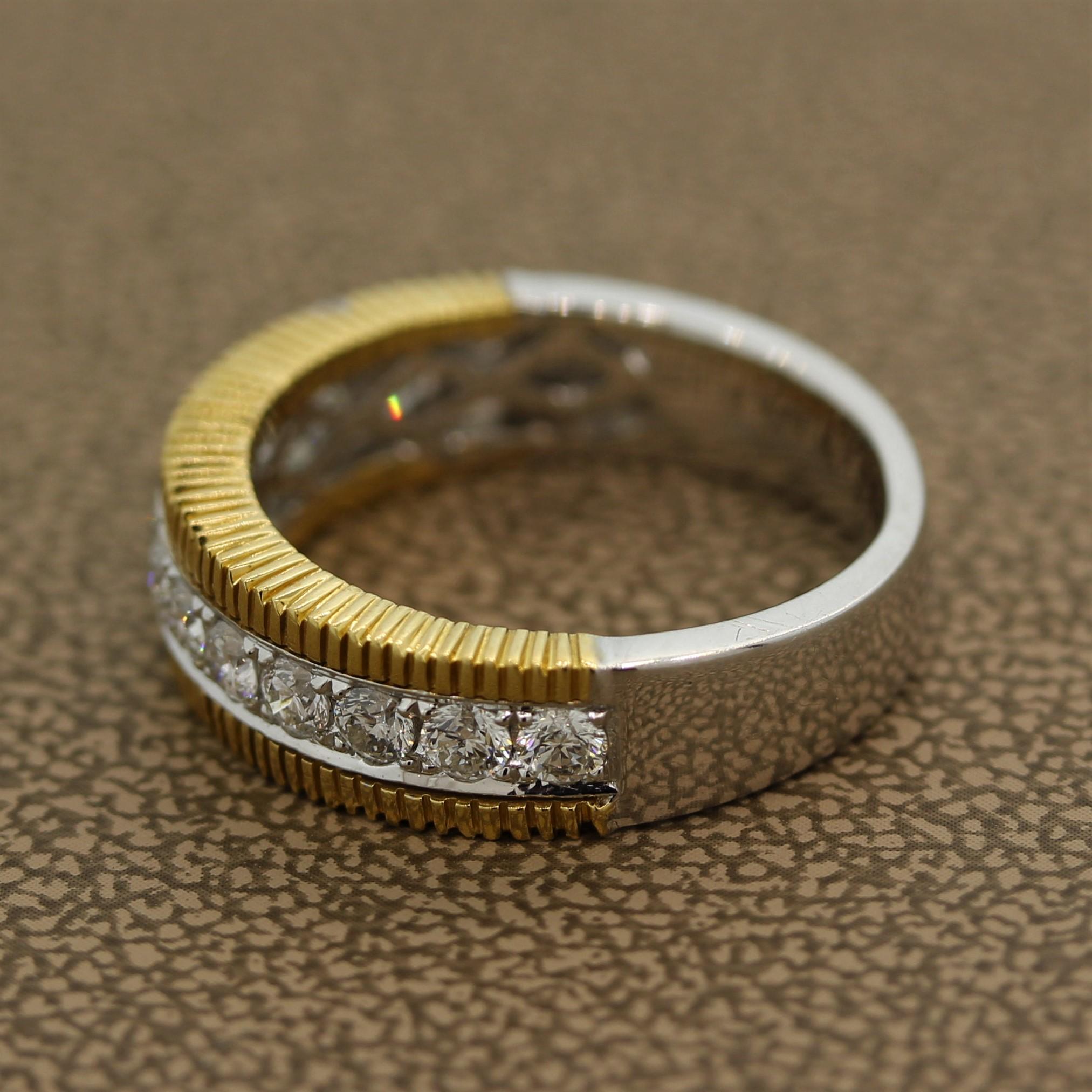 Round Cut Diamond Two-Tone Gold Ring Band For Sale