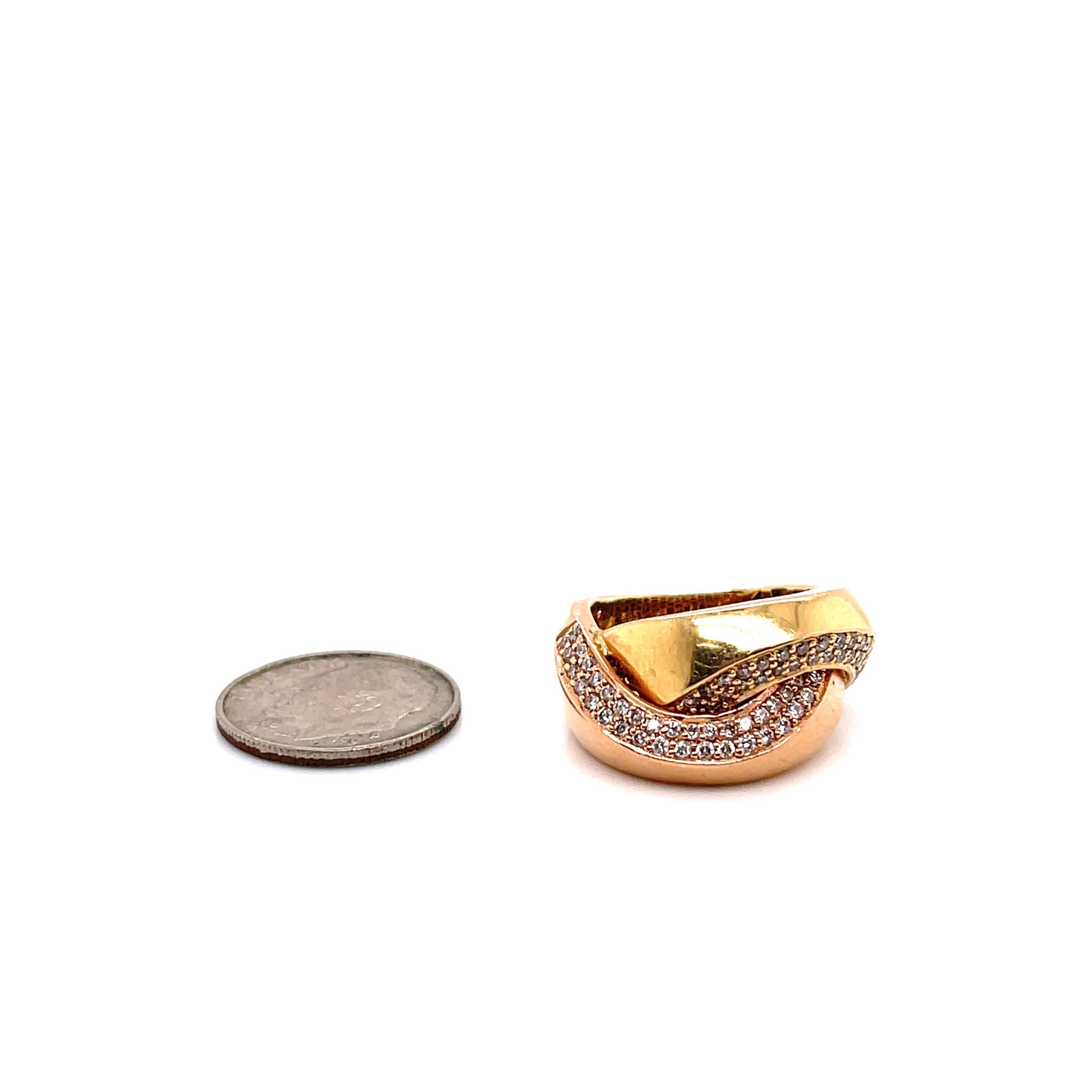 Zweifarbiger Ring aus 14 Karat Gelb- und Roségold mit runden Brillanten von etwa 0,75 Karat.