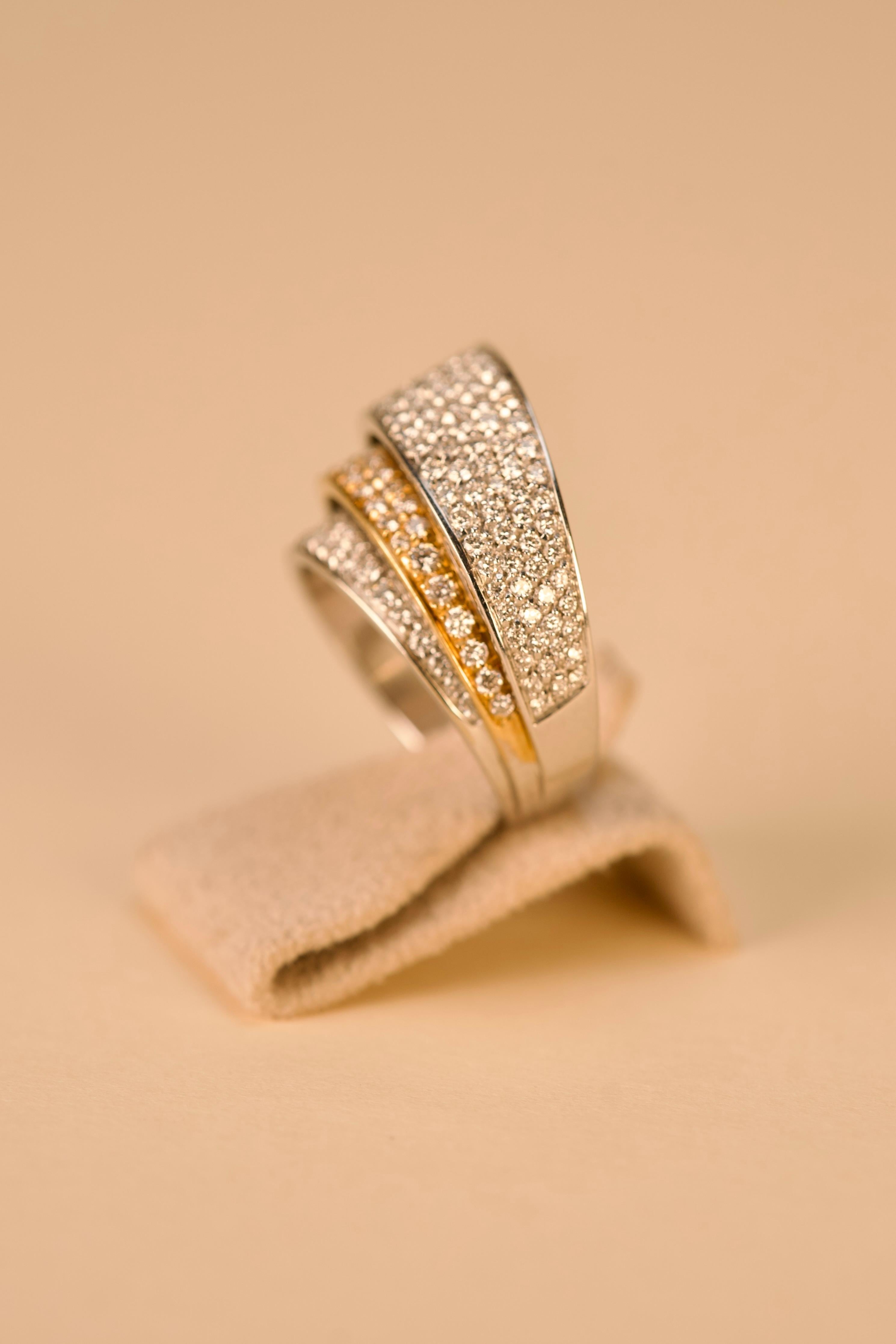 Zweifarbiger Diamant-Goldring Damen im Angebot