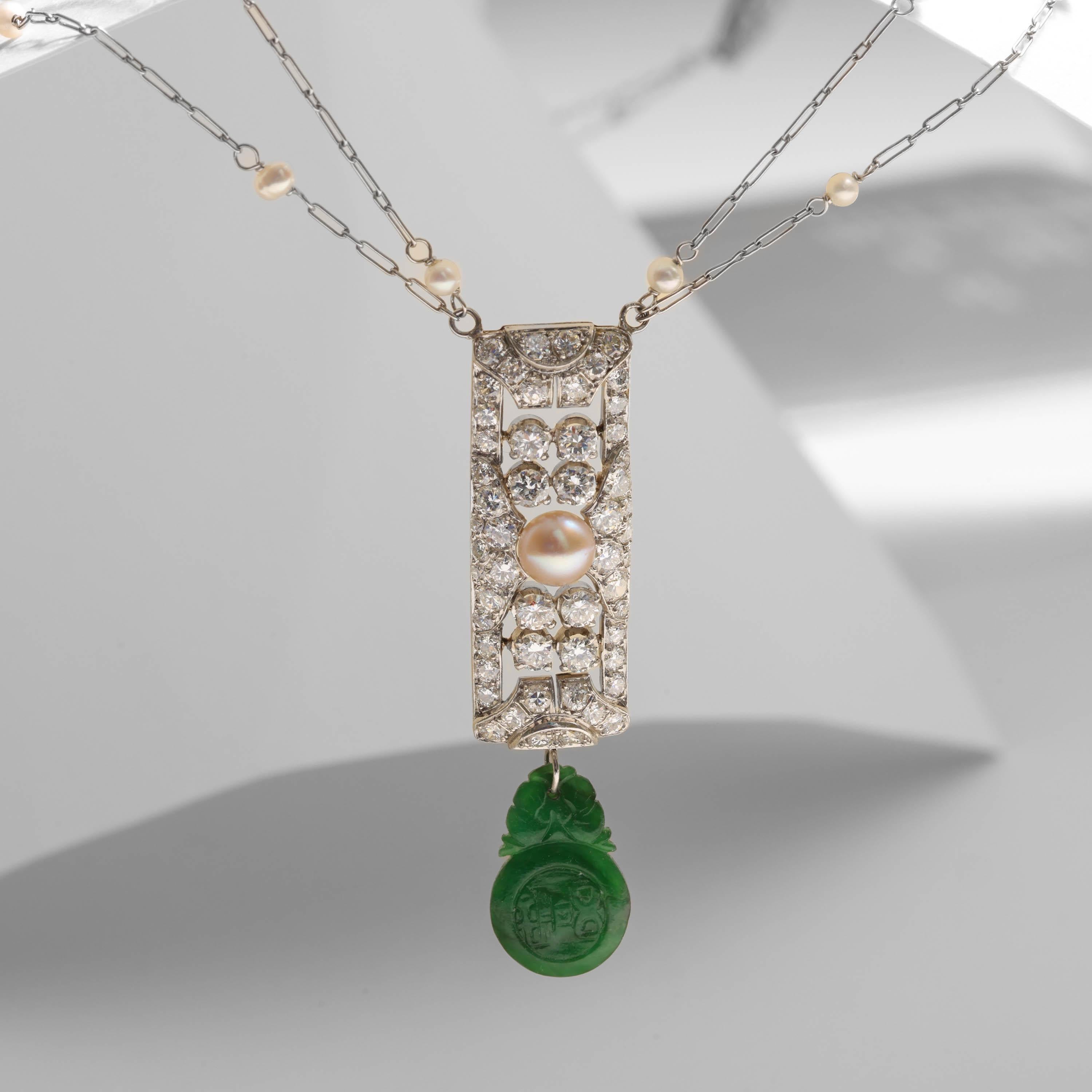Halskette aus Platin mit Diamanten, unkulturierter Perle, feiner Jade, Platin, Art déco, GIA-zertifiziert für Damen oder Herren im Angebot