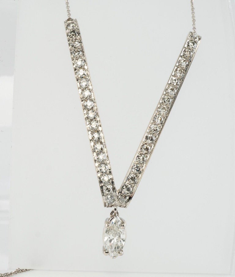 Diamond V Necklace Platinum and 14K White Gold 1.96 TDW For Sale at 1stDibs