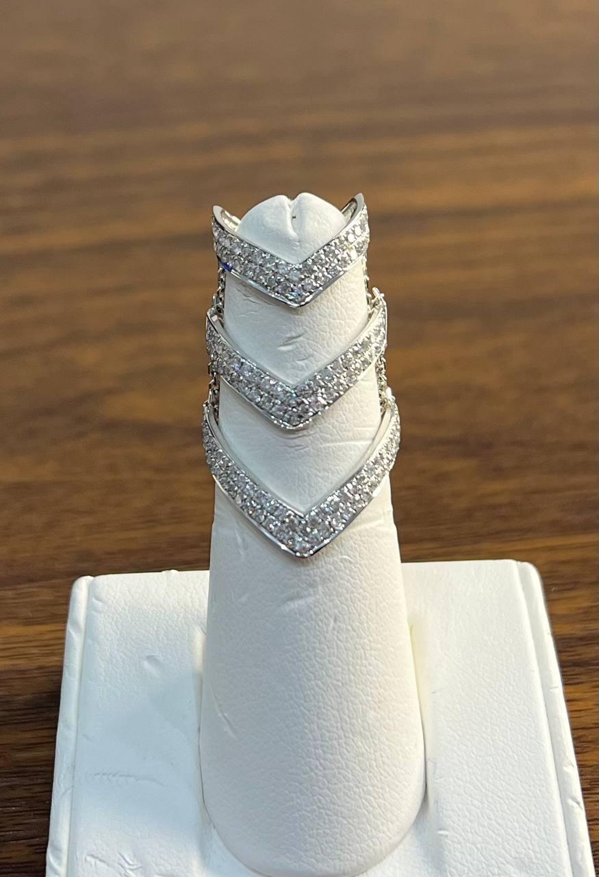 Elegant and Modern Triple Geometric Triangle Chain Ring

Set with Round Brilliant-Cut Diamonds 0.60 CTW G/VS Quality Diamonds

Crafted in a Chevron Design - 18K White Gold