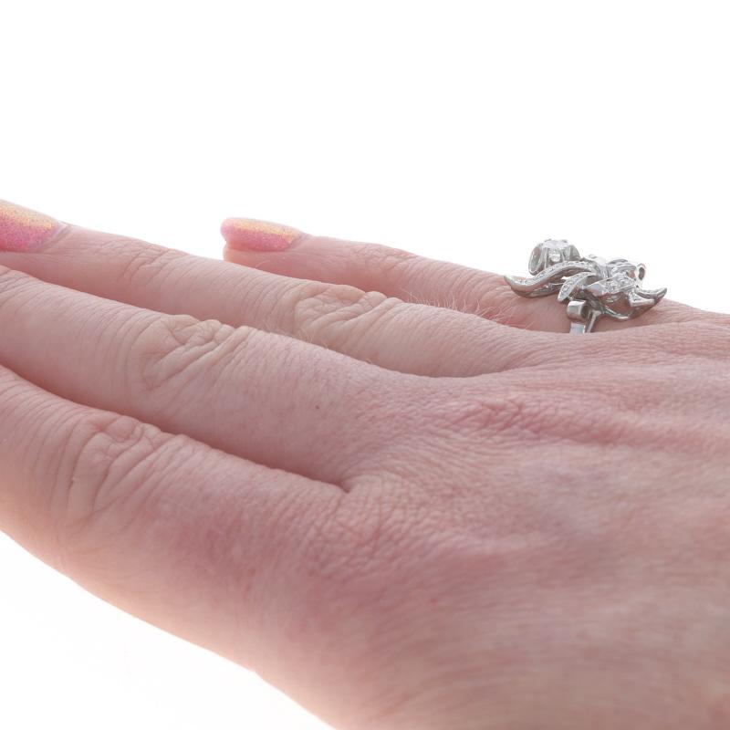 Donna Anello a grappolo con diamante vintage a nastro floreale - 950 Brilliante rotondo 0,40 ct. in vendita