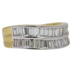 Diamond Wave Ring in 18K Yellow Gold