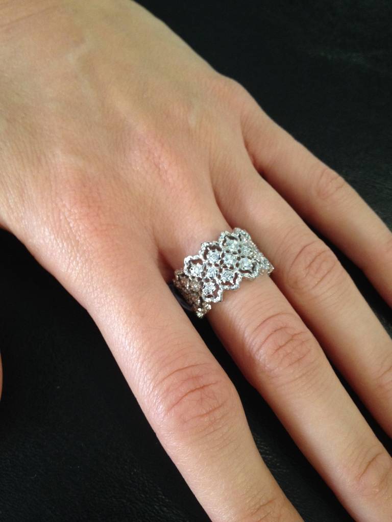Round Cut Diamond Wedding Band 0.34 Carat White Gold Ring For Sale